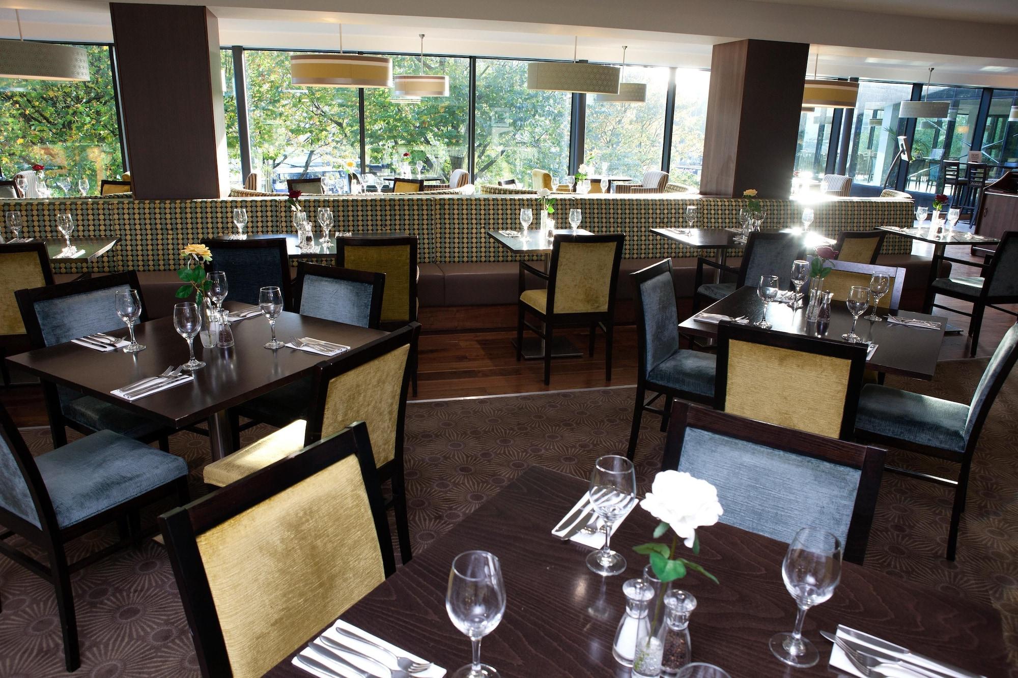 Restaurant Holiday Inn Bristol City Centre by IHG