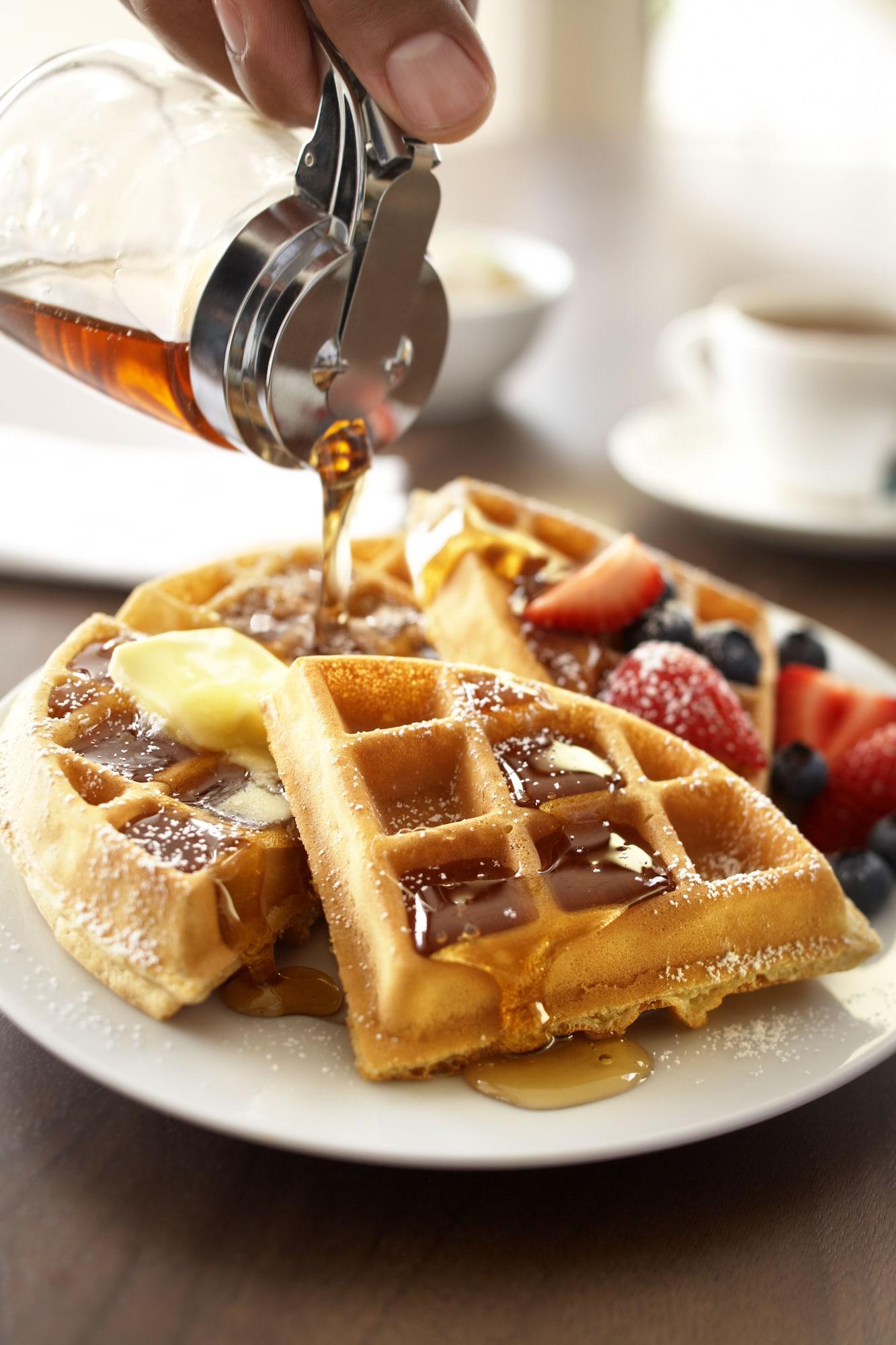 Restaurant Country Inn & Suites by Radisson, Gurnee, IL