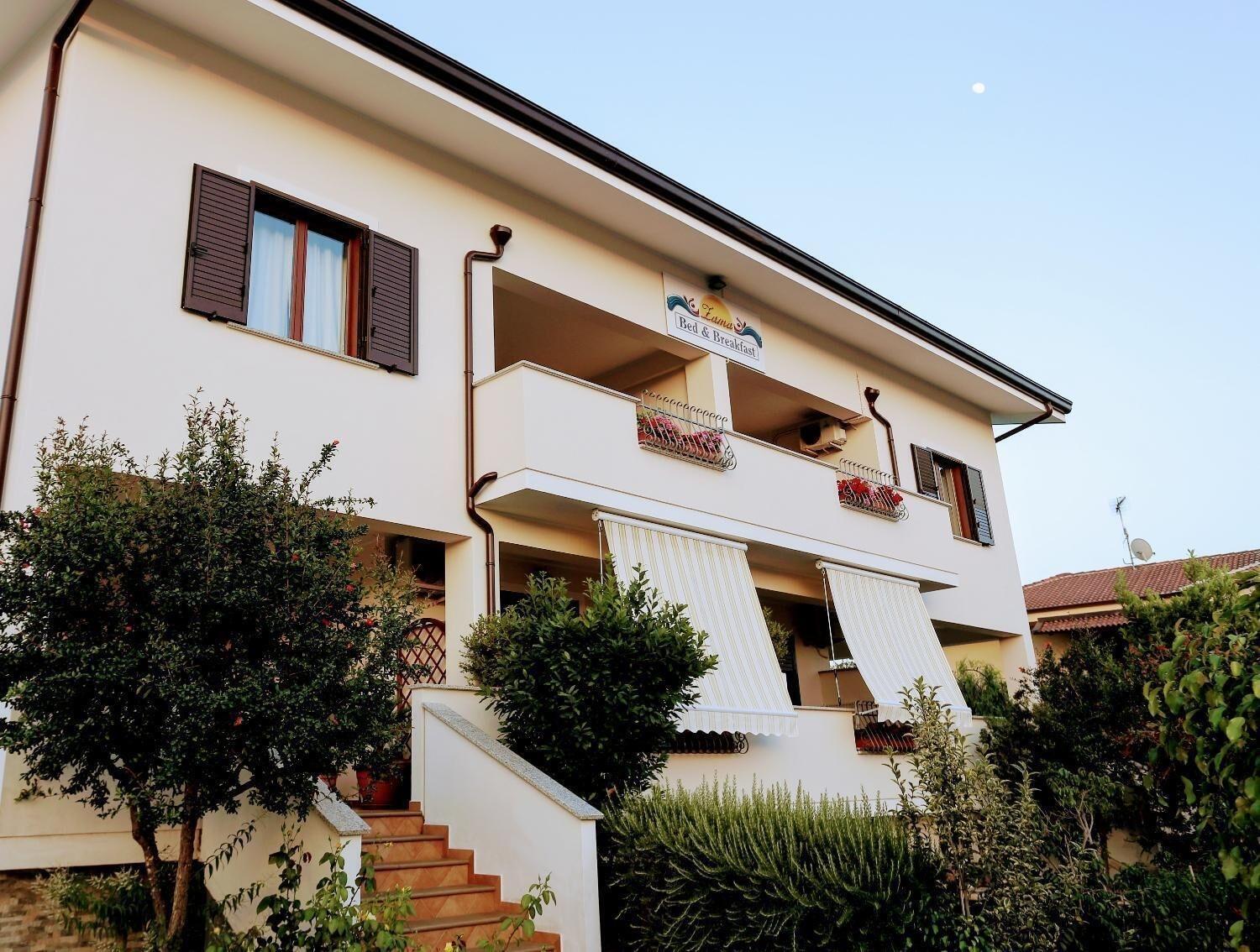 Vista Exterior Zama Bed&Breakfast