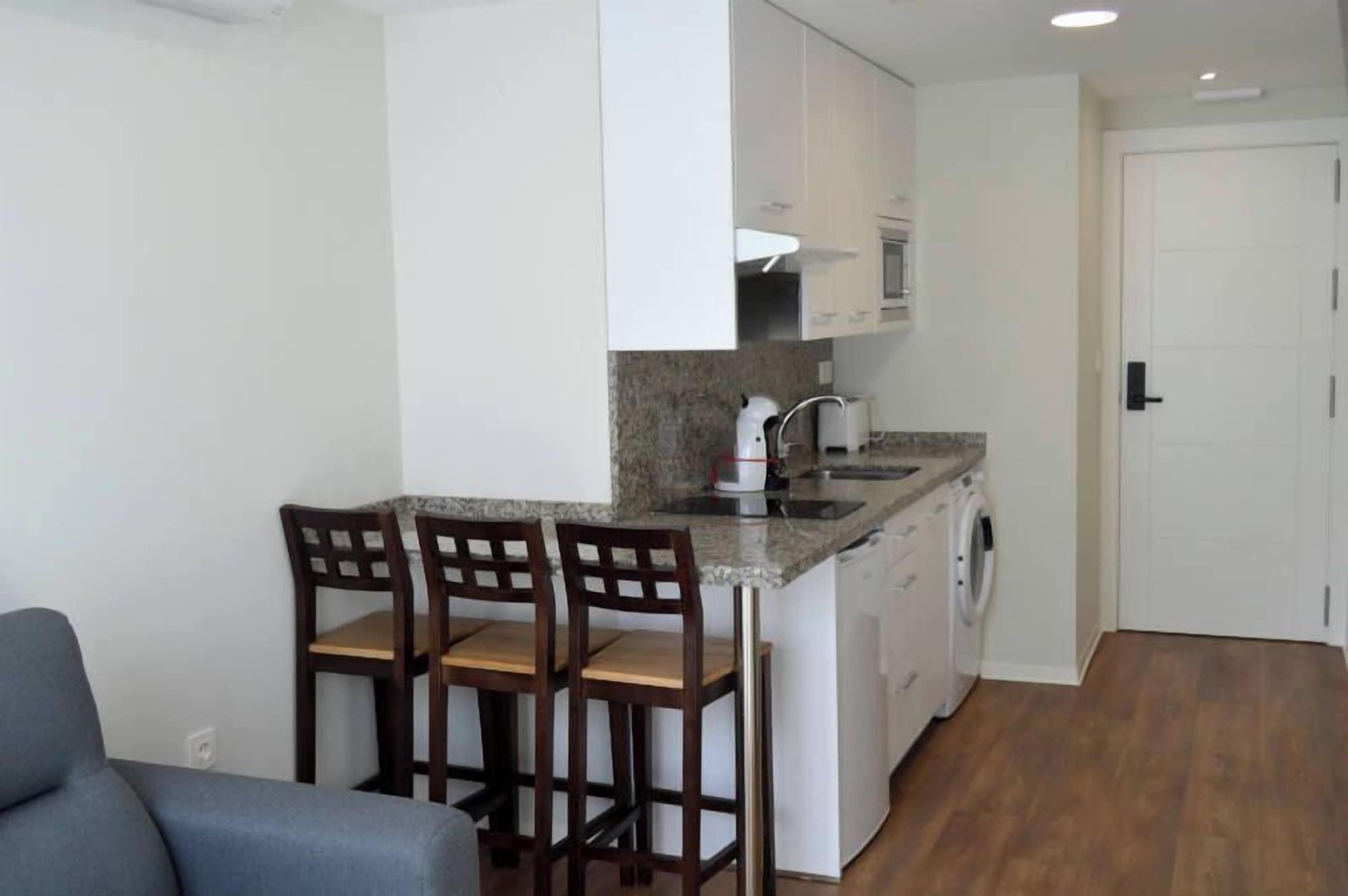 Equipamiento de Habitación Apartamentos el Beyu
