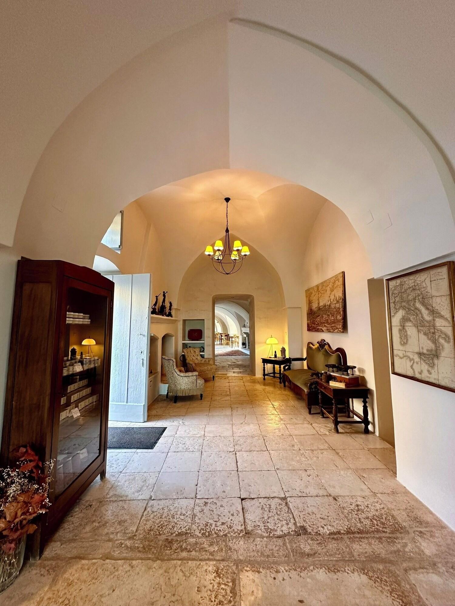 Vista Lobby Masseria Salamina