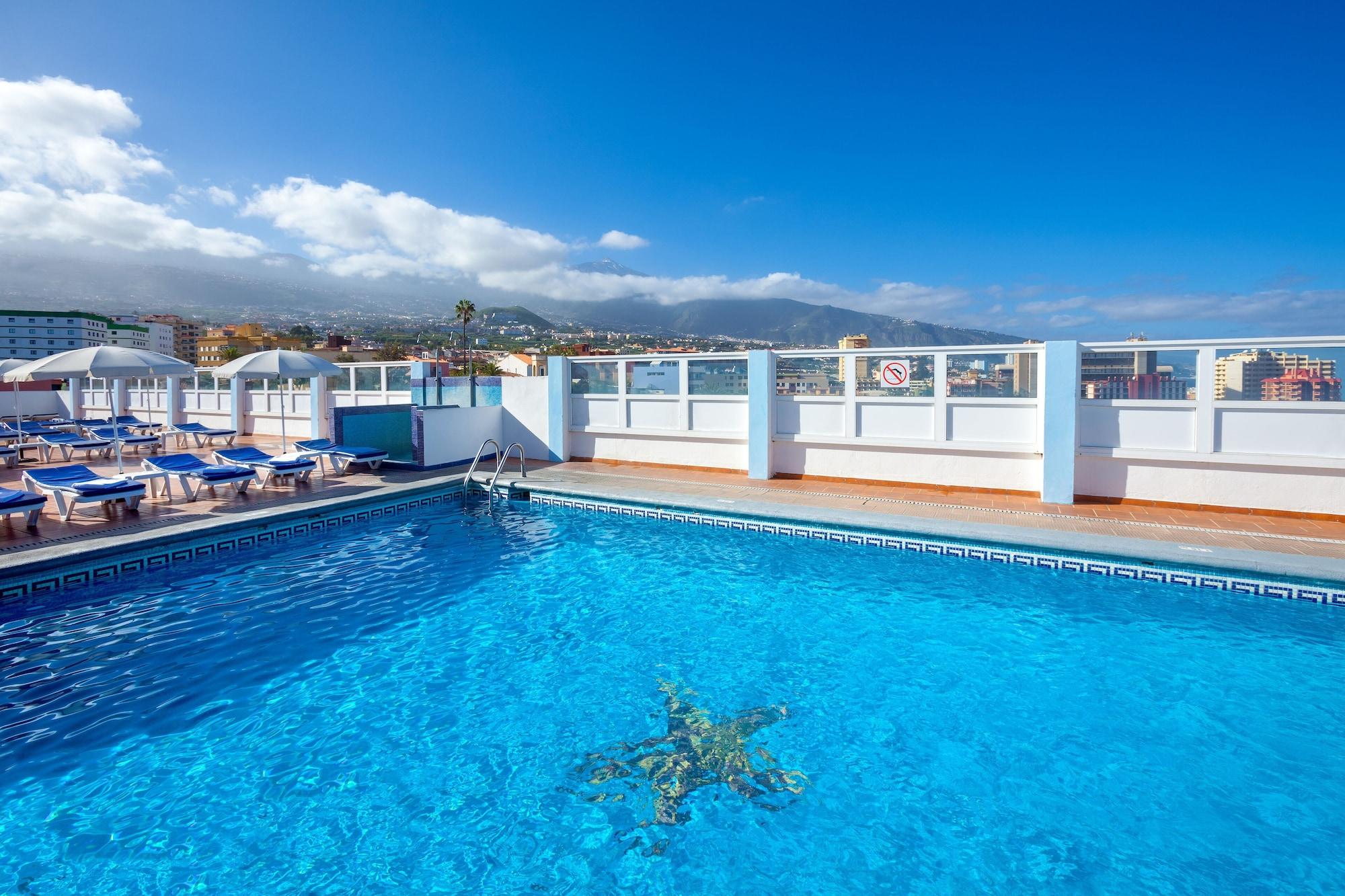 Vista Exterior HC Hotel Magec