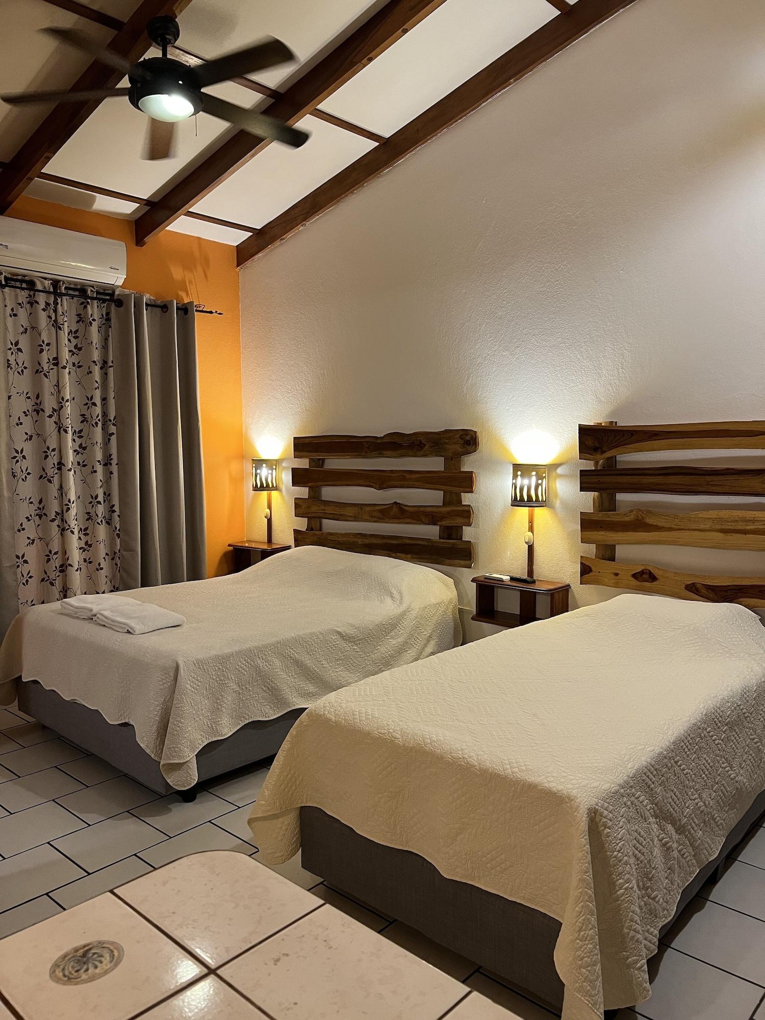 Habitación Cabinas el Colibri