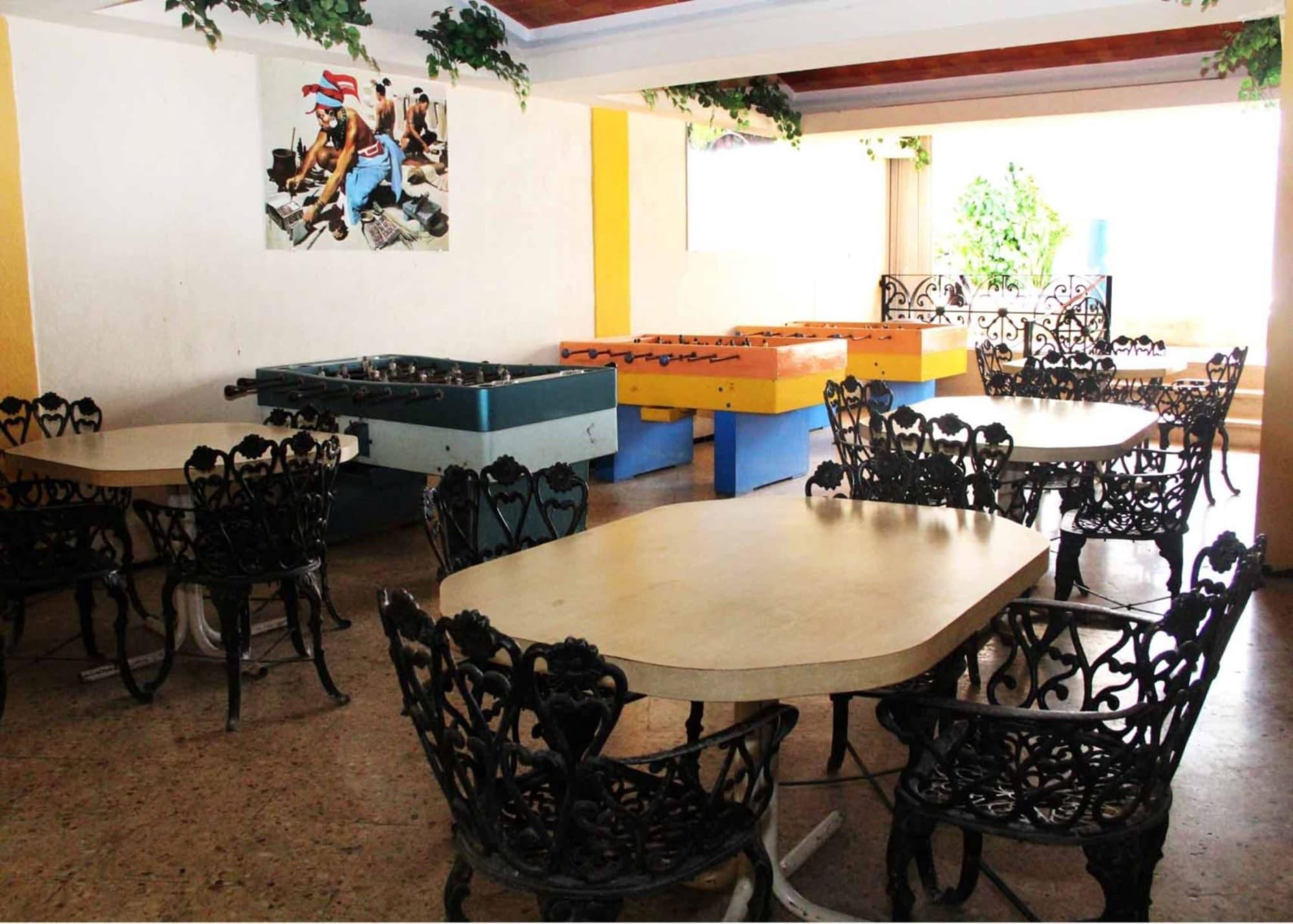 Instalaciones Recreativas Hotel Suites Elia Noemi