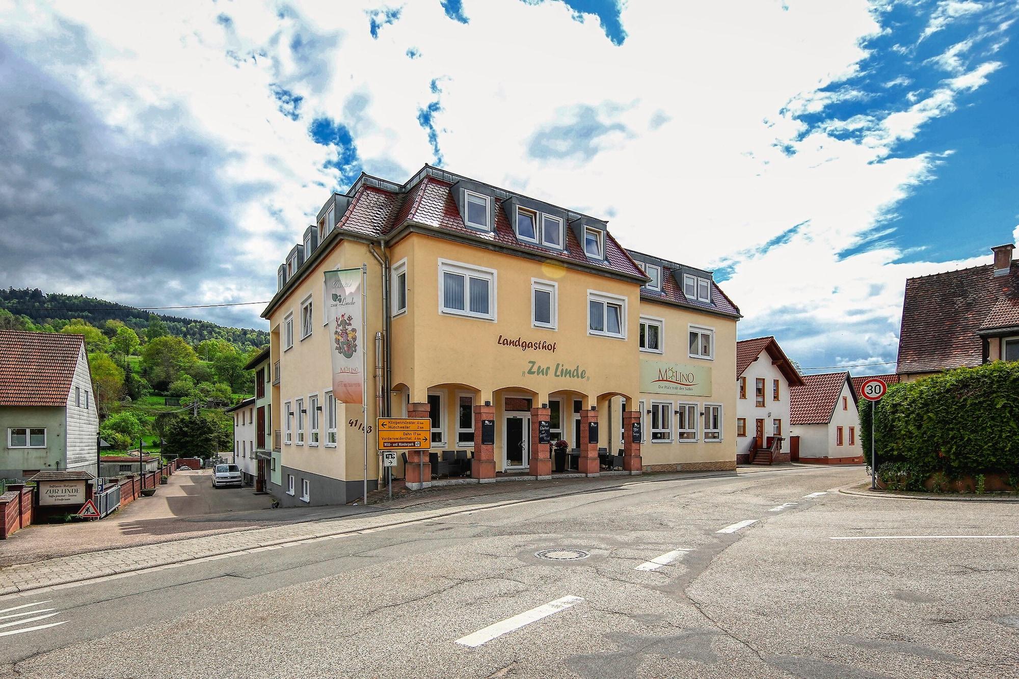 Vista Exterior Hotel-Restaurant Zur Linde