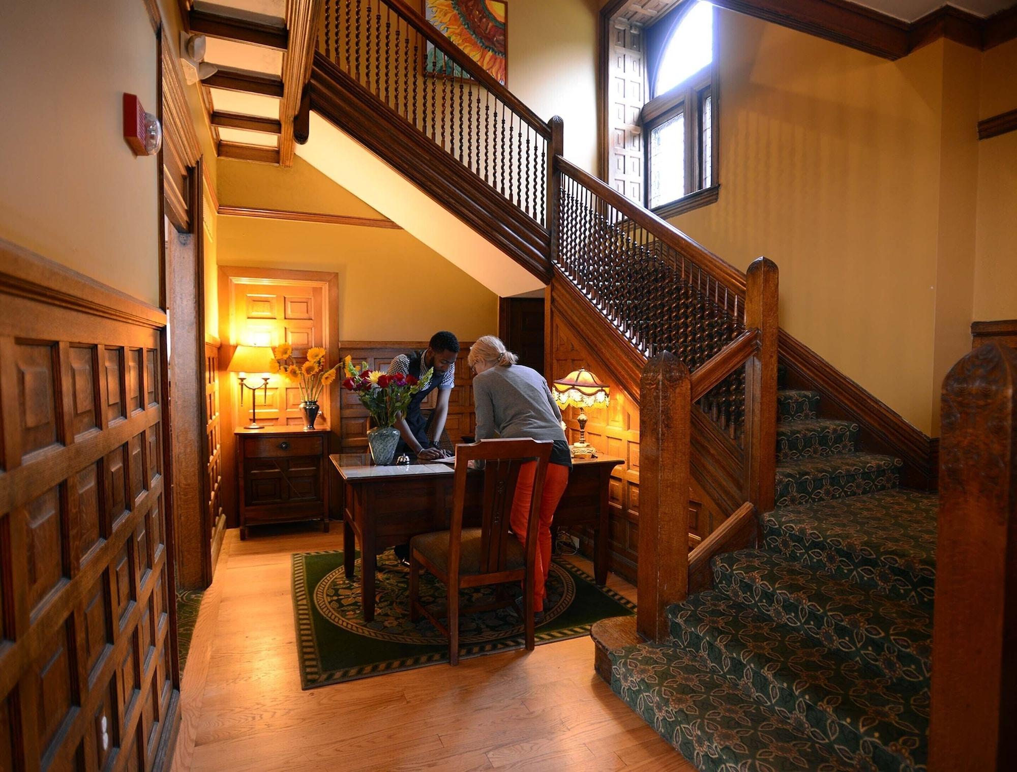 Vista Lobby The Inn on Ferry Street
