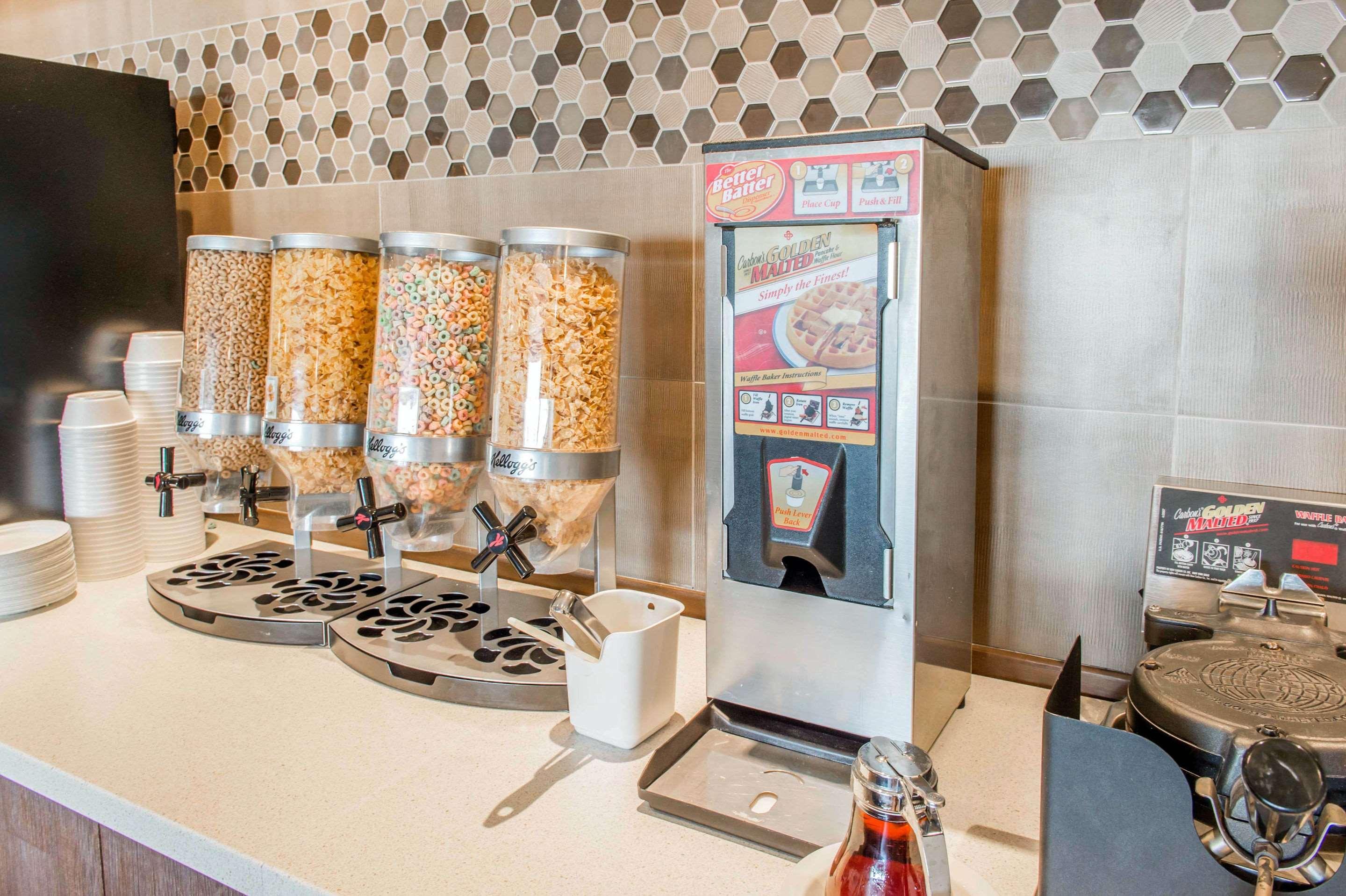 Restaurant Quality Hotel Dorval