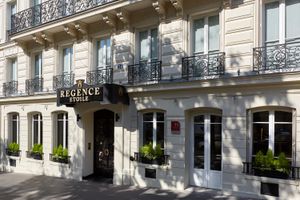 Alojamiento - Regence Etoile