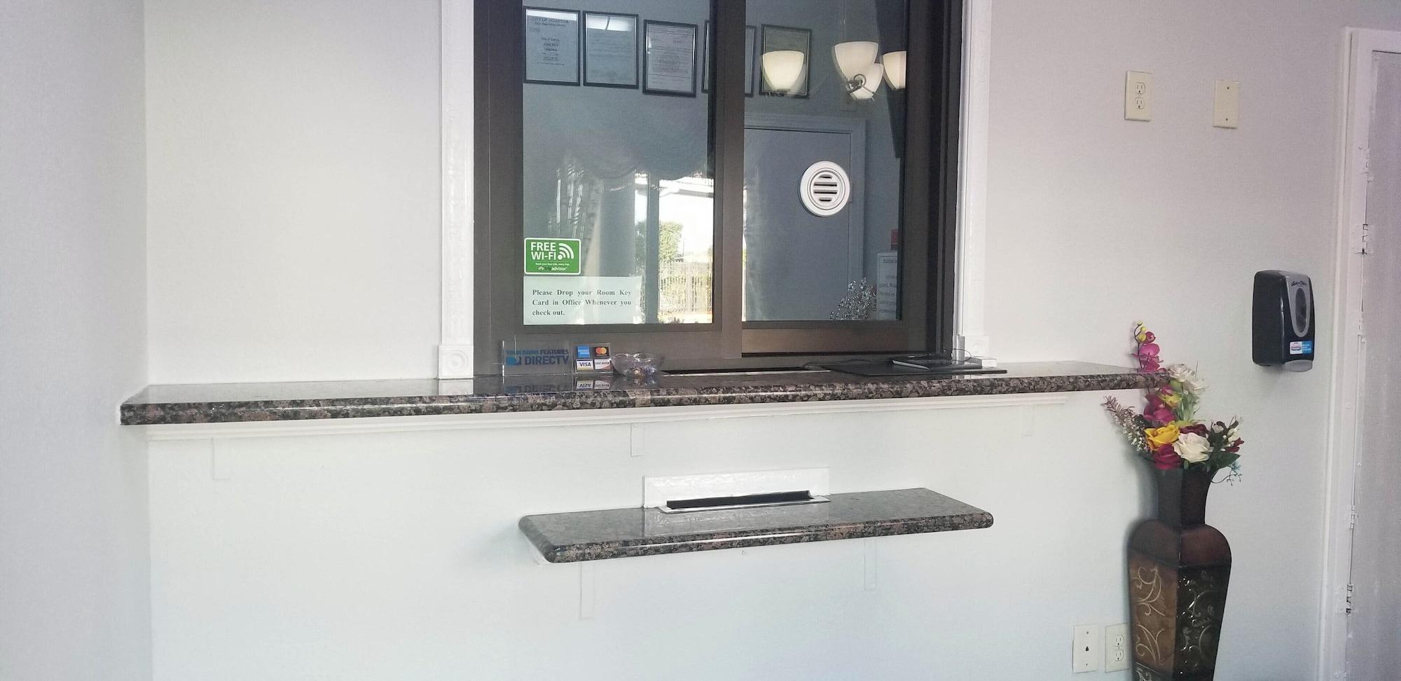 Vista Lobby Motel 6 Humble, TX - Houston International Airport