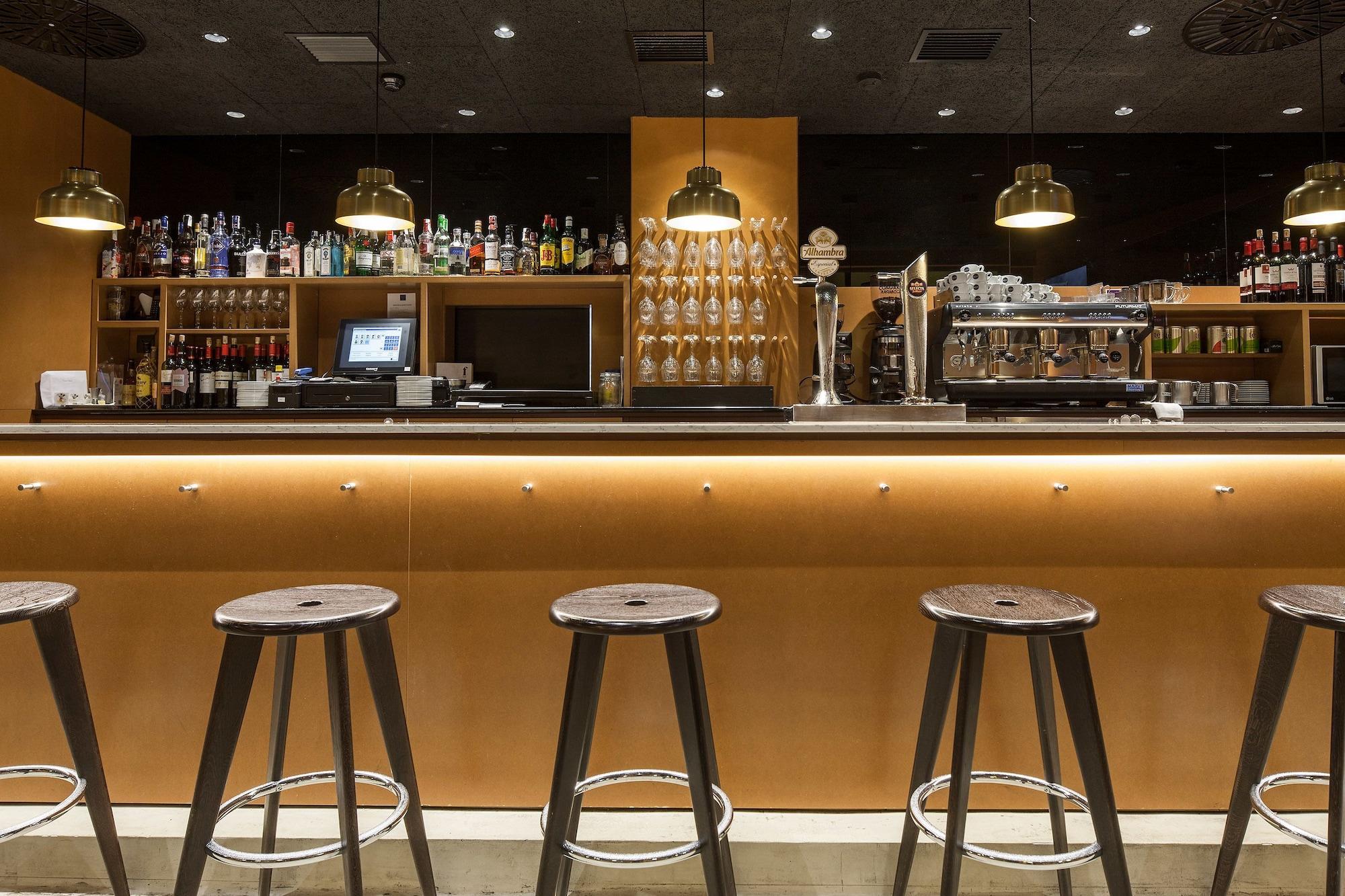 Bar/Salón Hotel Yoldi