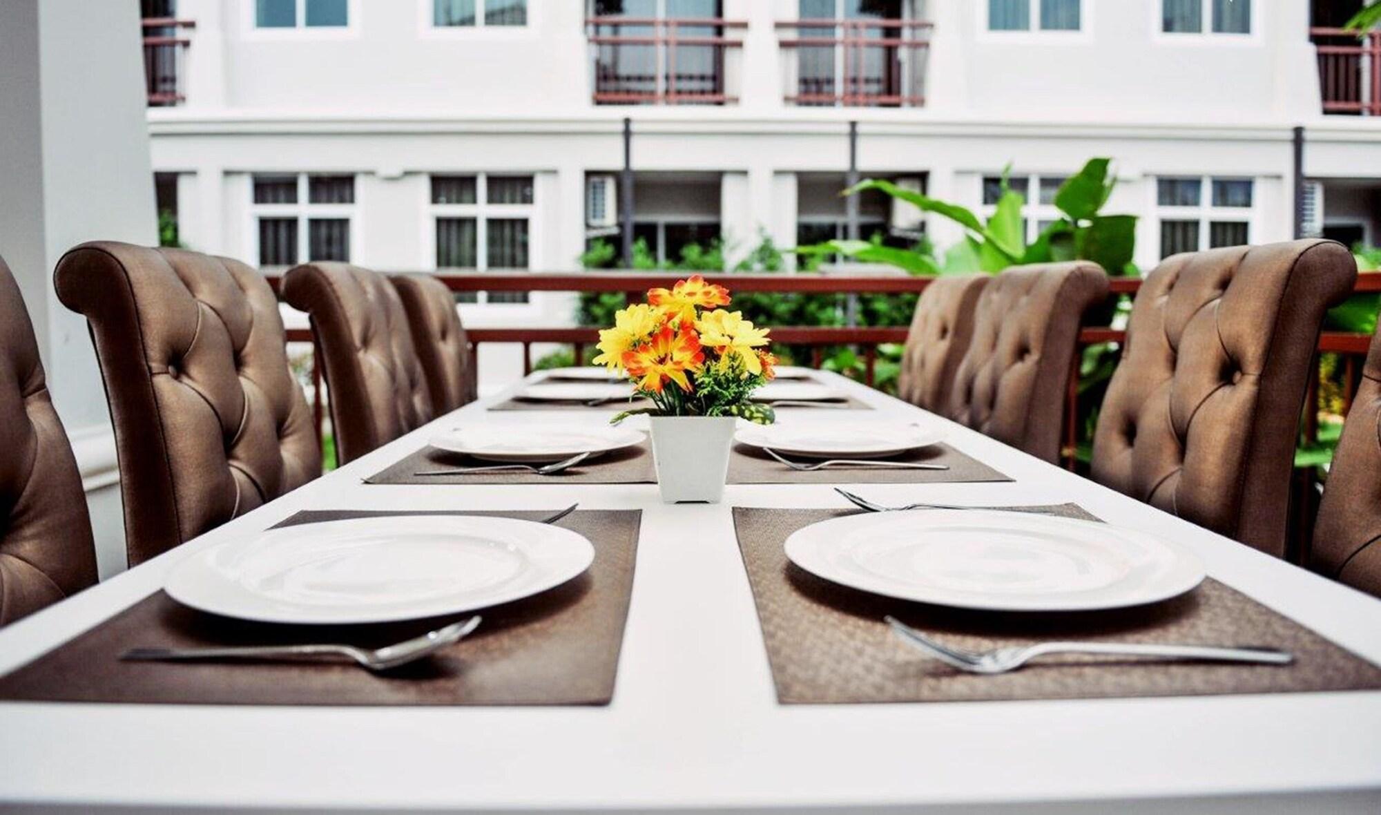 Restaurant Sukkhamas Pirom Hotel