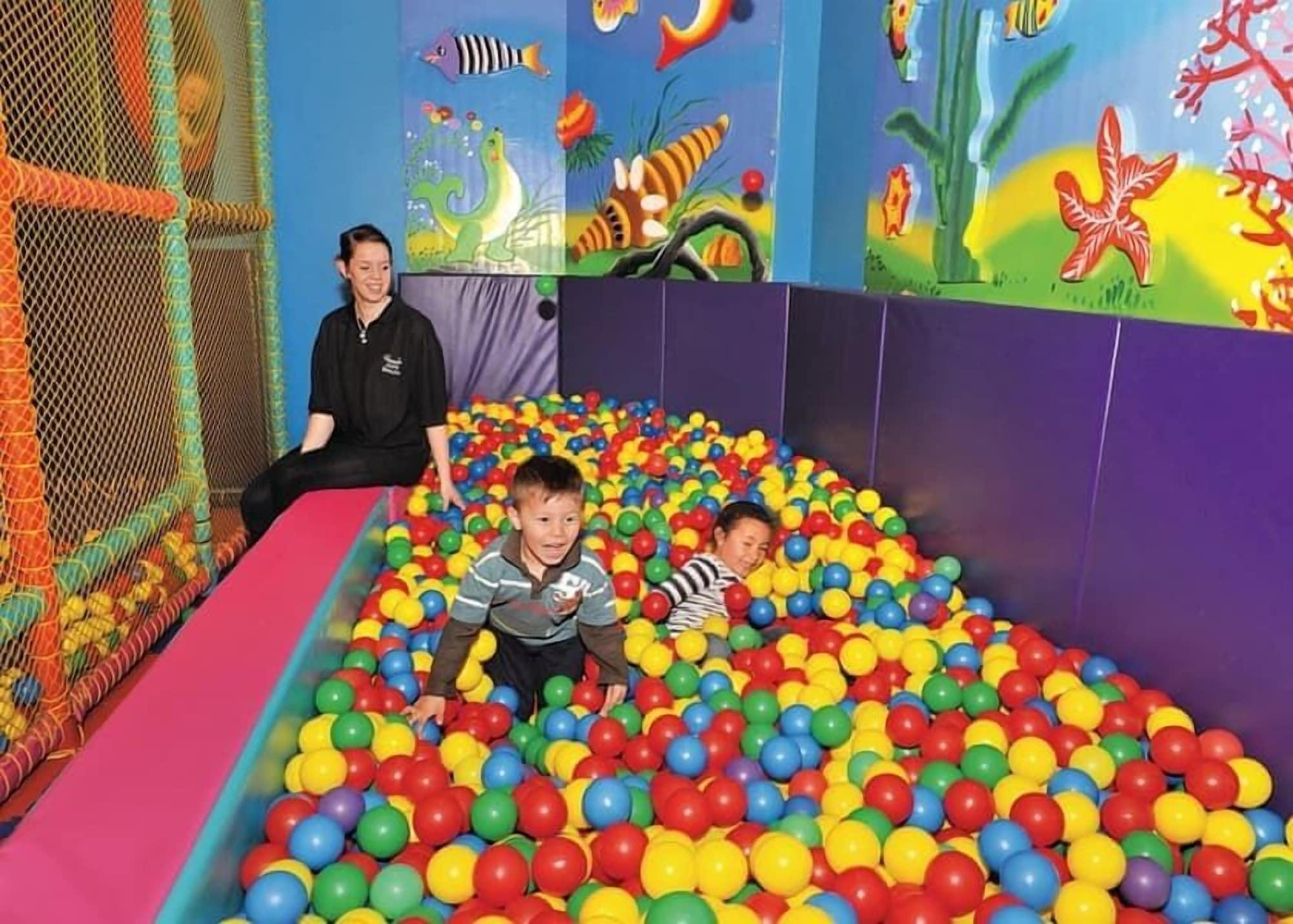 Instalaciones Recreativas BAF Luxury Stays - Caravan Sleeps 8