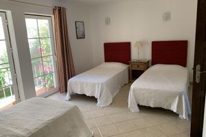 Alquiler Vacacional - T5 Townhouse, direct access to main Old Village pool. Located in Vilamoura
