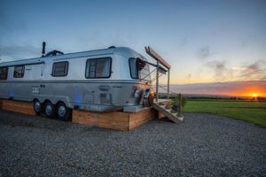 Alquiler Vacacional - American Airstream - Blossom Farm - Tiers Cross