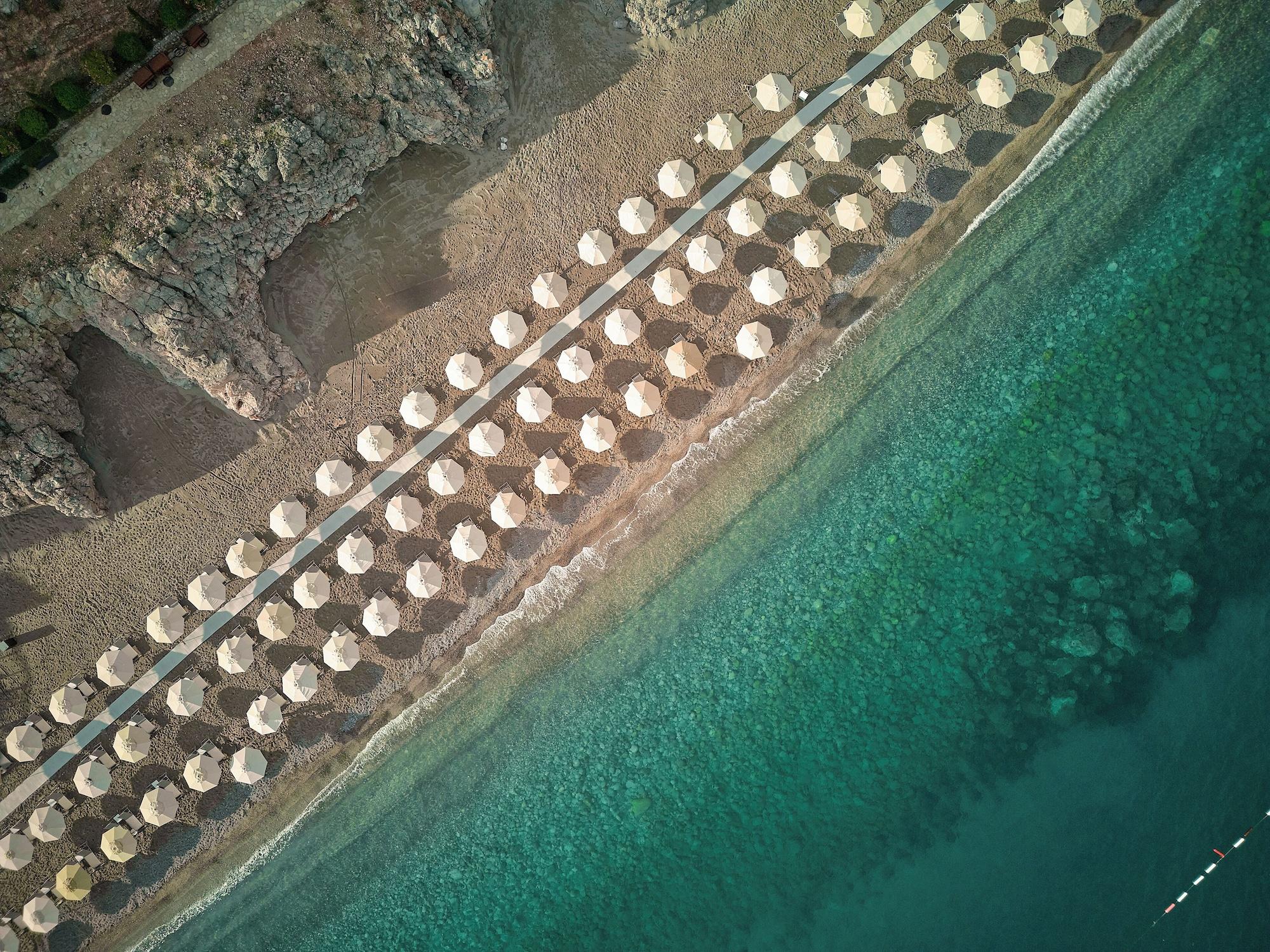 Playa The Chedi Lustica Bay