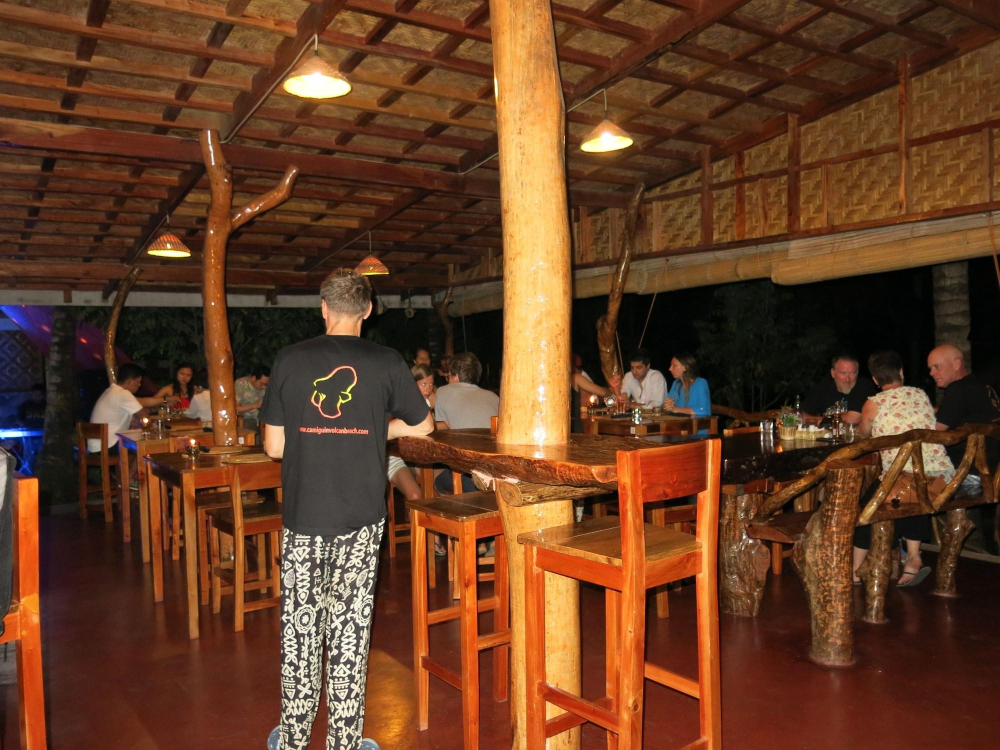 Restaurant Camiguin Volcan Beach Eco Retreat & Dive Resort