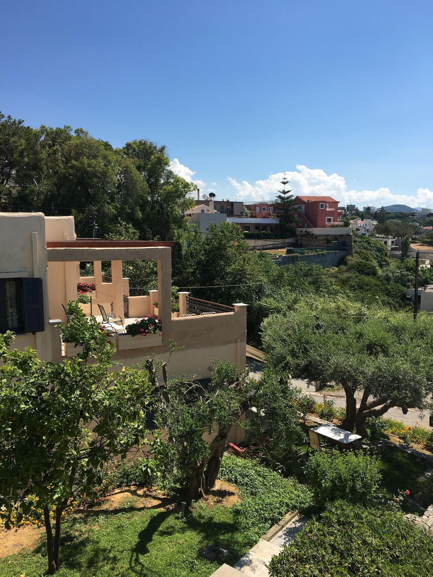 Comodidades del Alojamiento Terpsichori Villa & Apartments