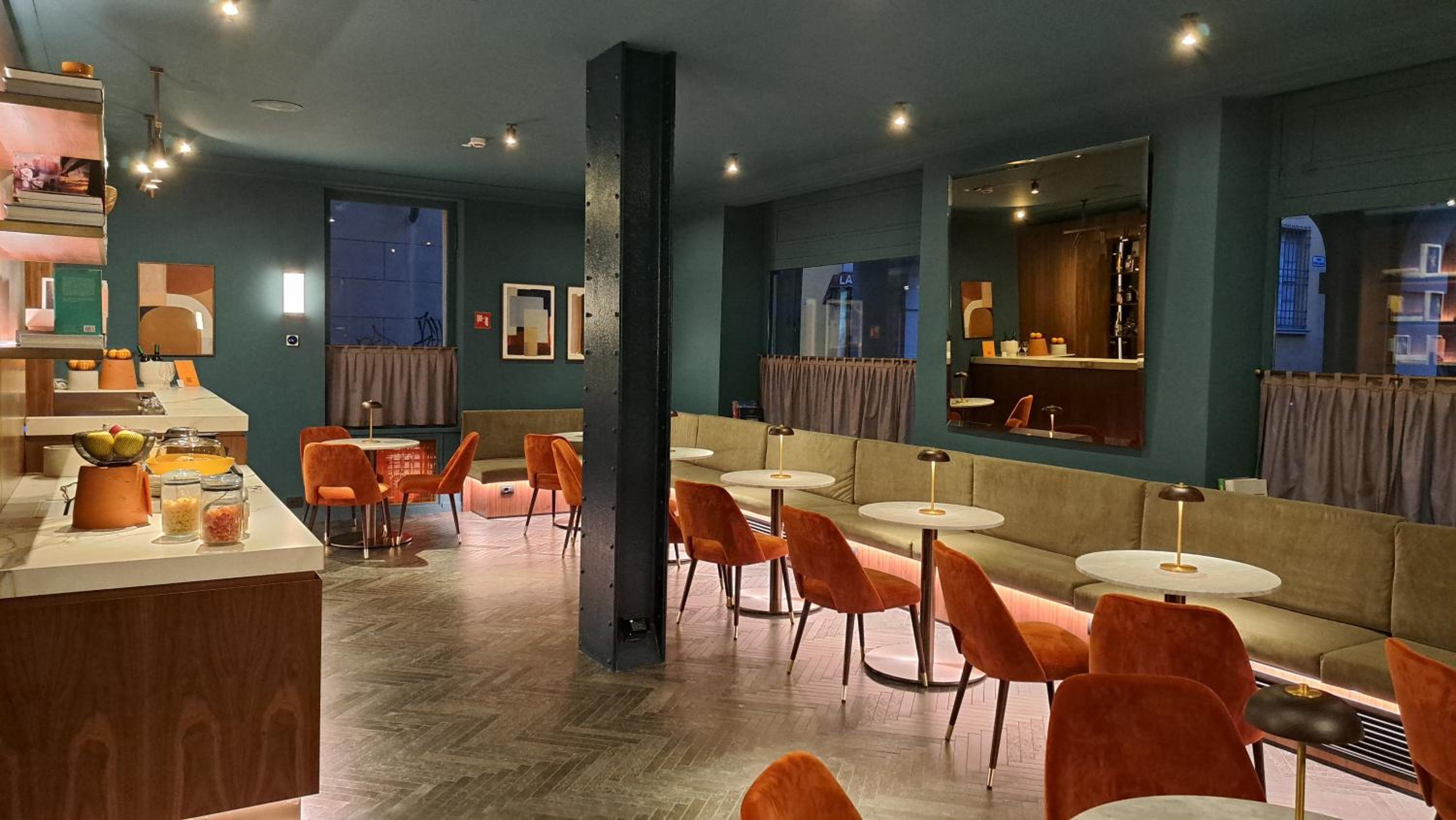 Bar/Salón Hotel Brun