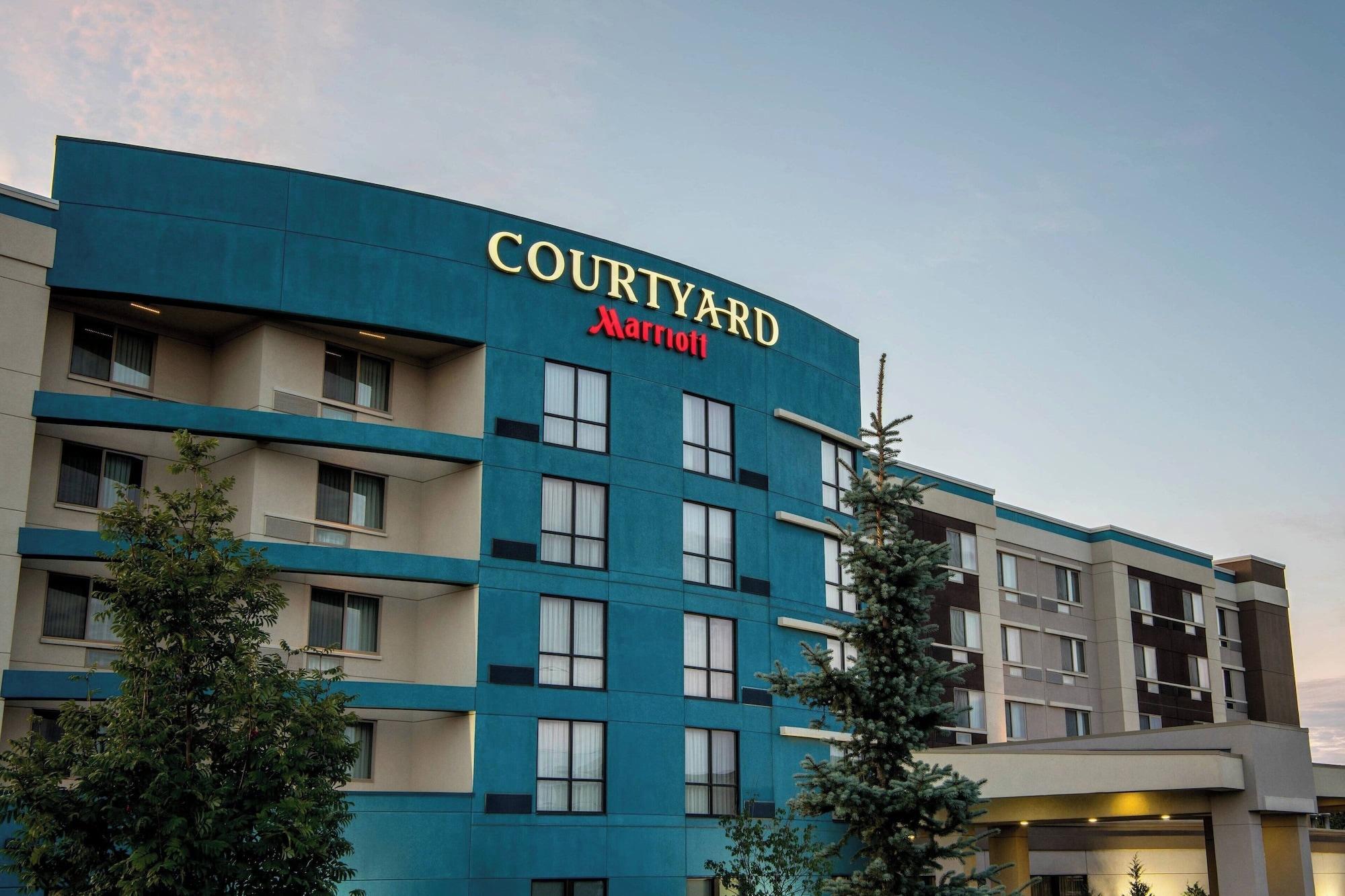 Vista Exterior Courtyard by Marriott Edmonton West