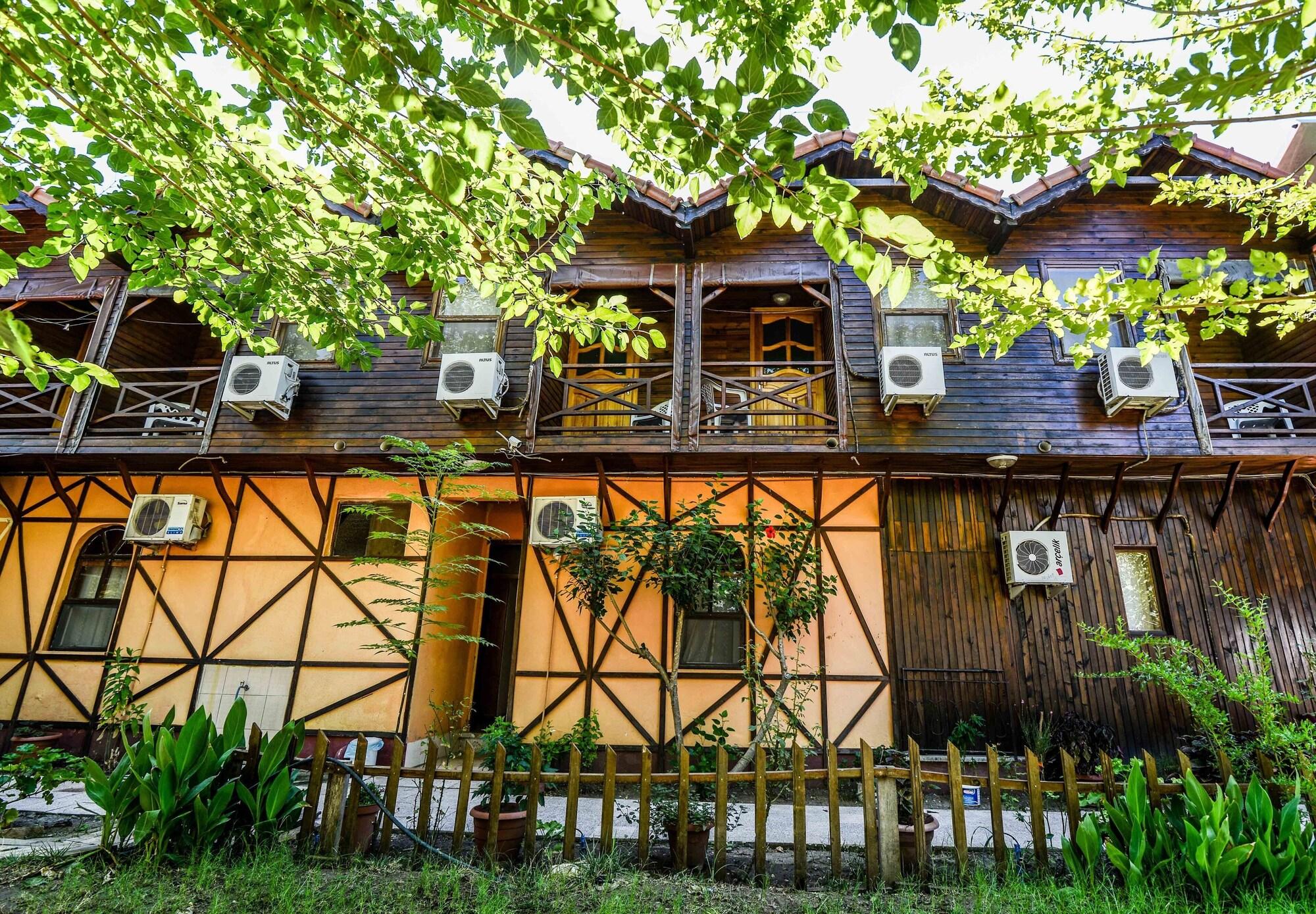 Varios YAVUZ MOTEL ADRASAN