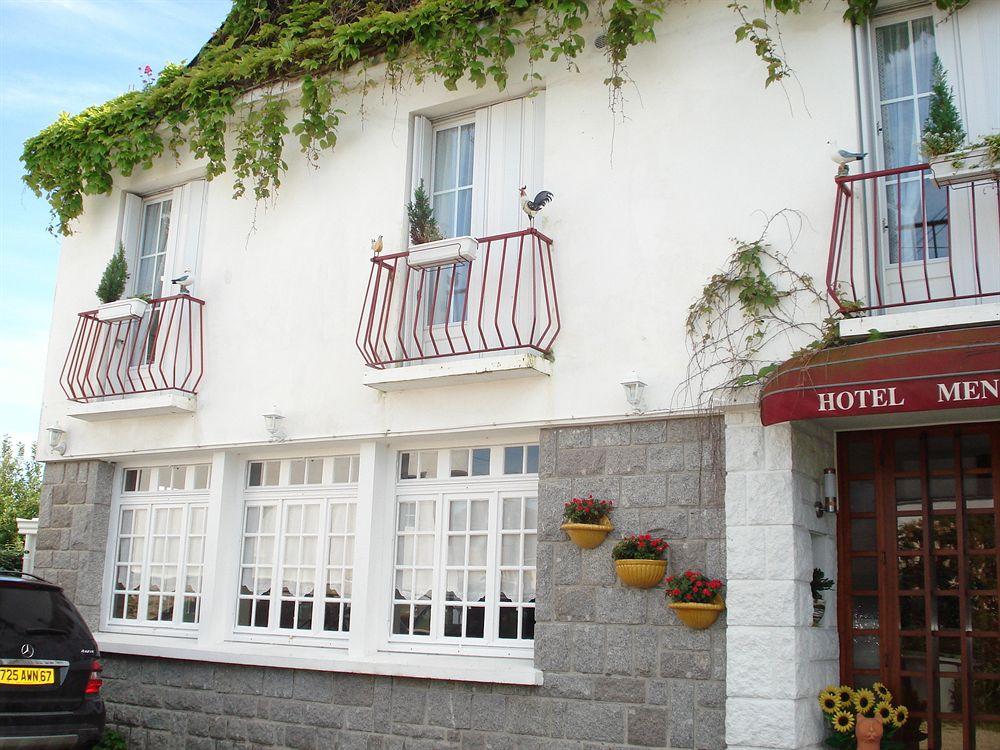 Vista Exterior Hotel Men Er Vro