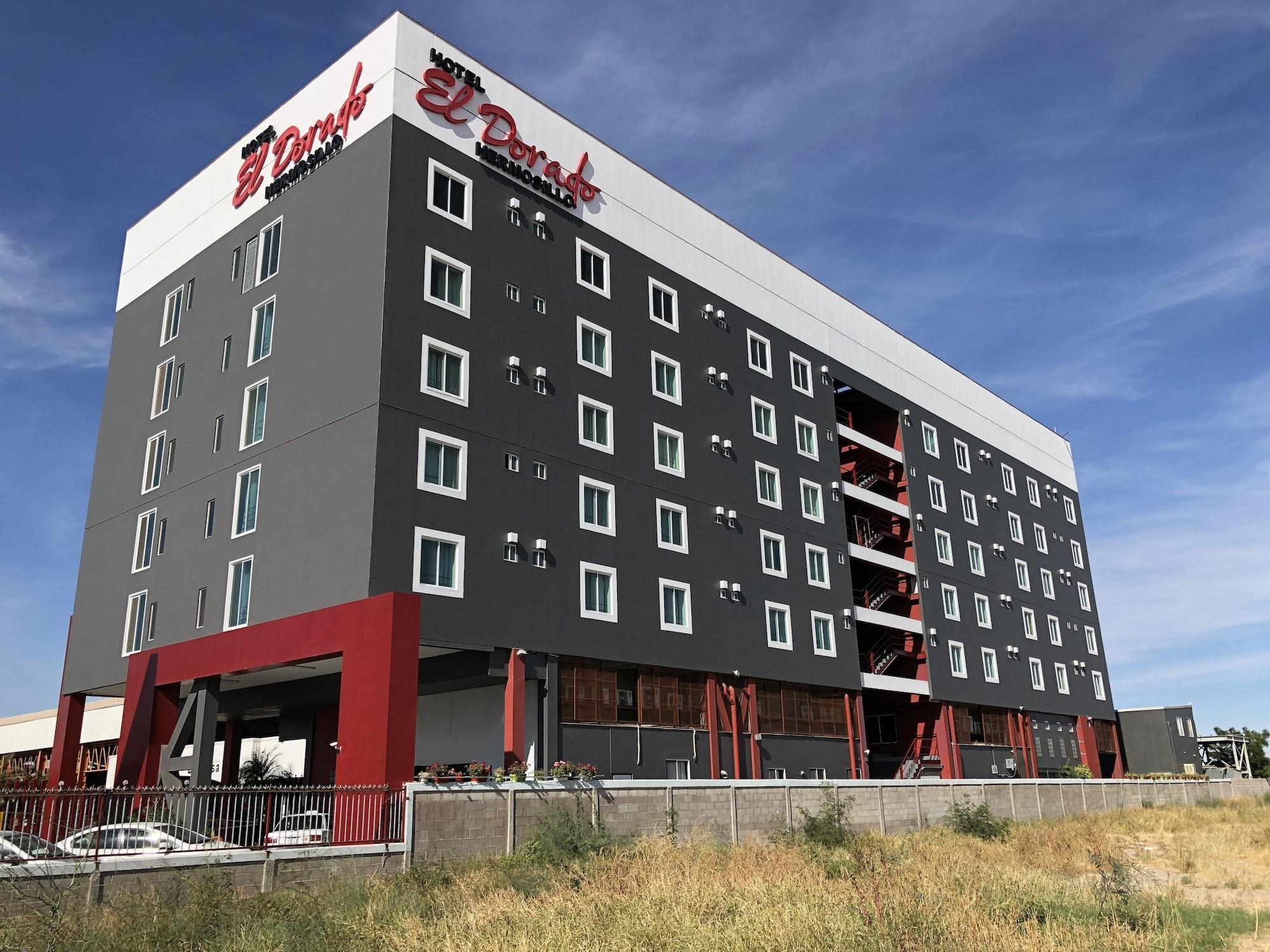 Vista Exterior Hotel El Dorado Hermosillo
