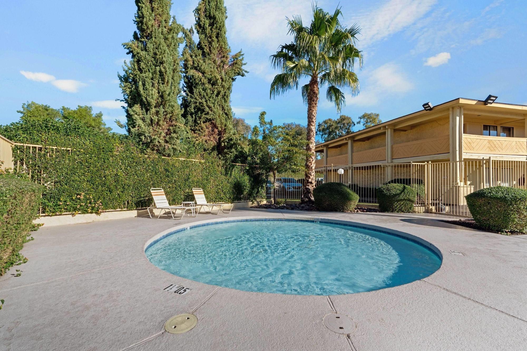 Vista Piscina Travelodge by Wyndham Phoenix North