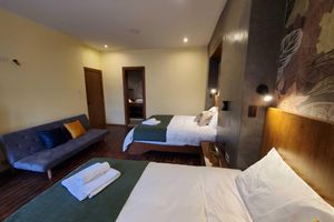 Alojamiento - Hotel Inti Quito