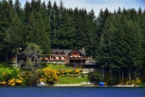 Alojamiento - Dos Bahias Lake Resort