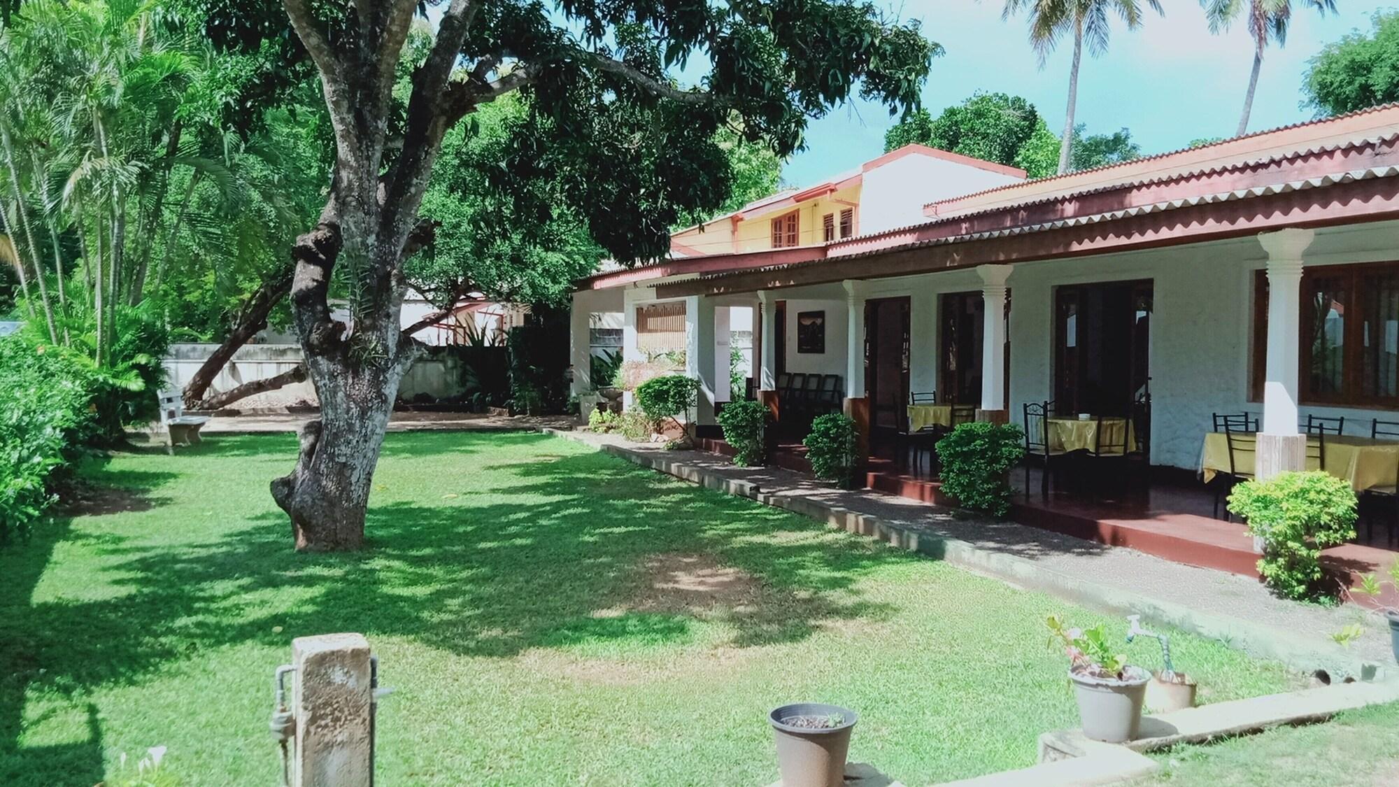 Vista Exterior Hotel Lakeside