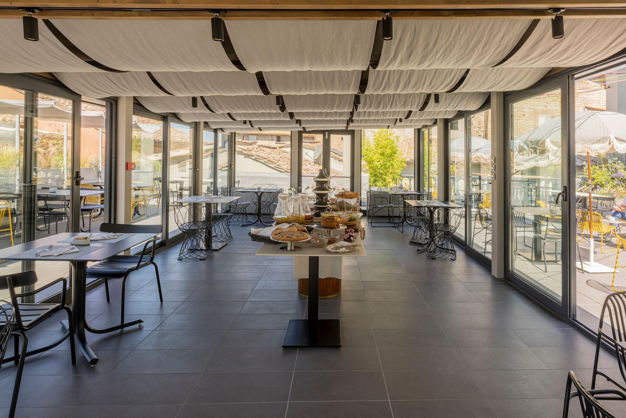 Restaurant Hotel Priori Secret Garden