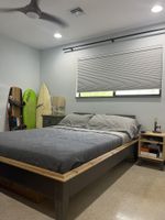 Alquiler Vacacional - Adorable BeachHouse steps from Private Beach with Cabana and showers