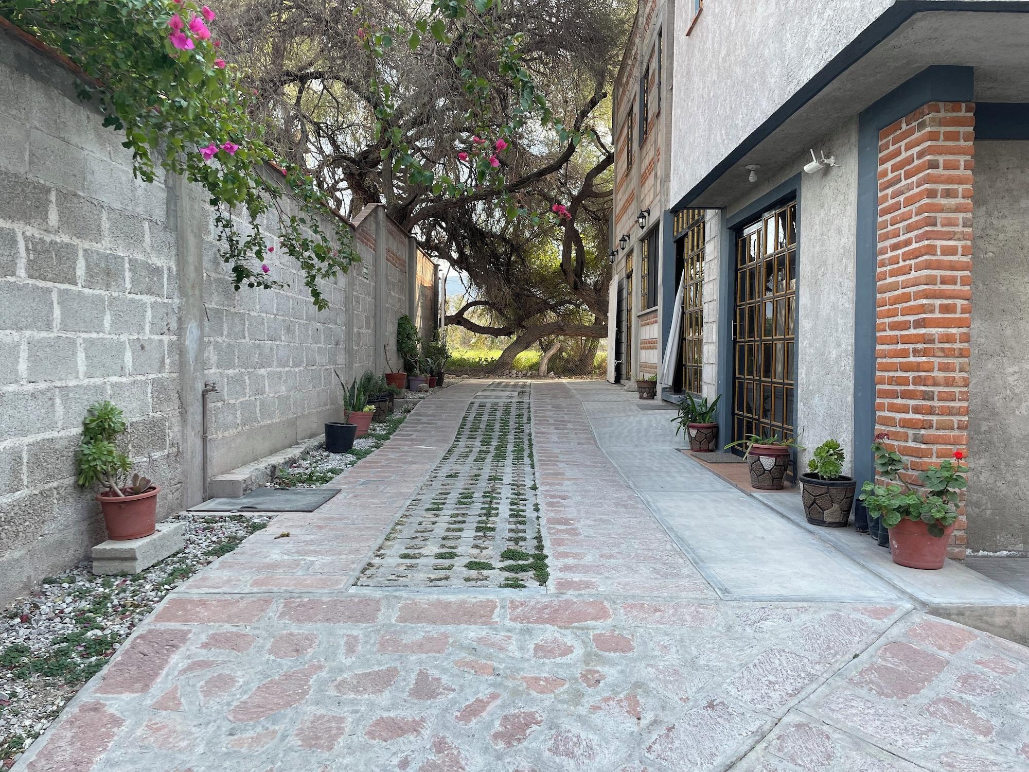Vista Exterior Hotel Camino Viejo