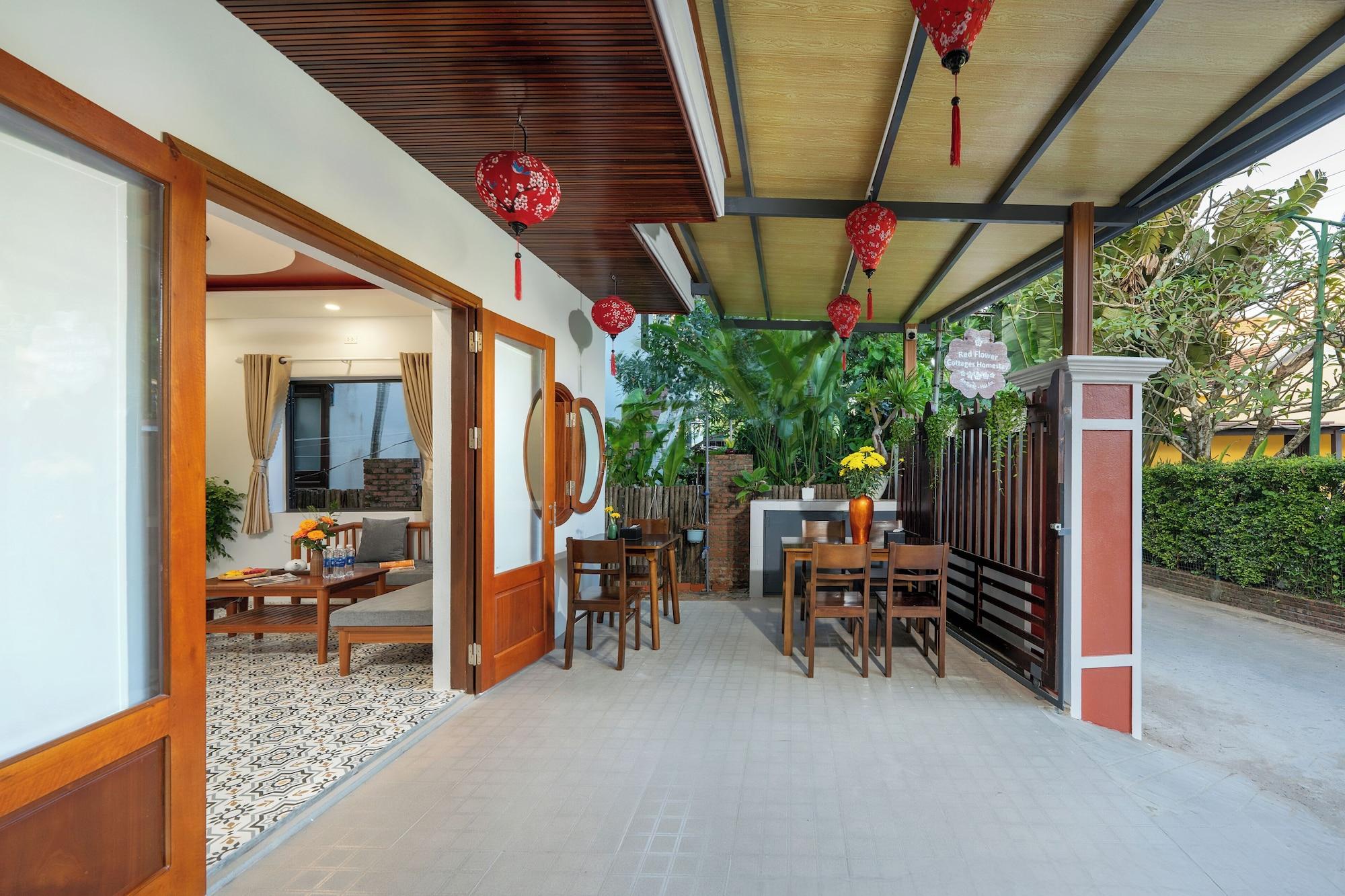 Restaurant Red Flower Cottages Homestay