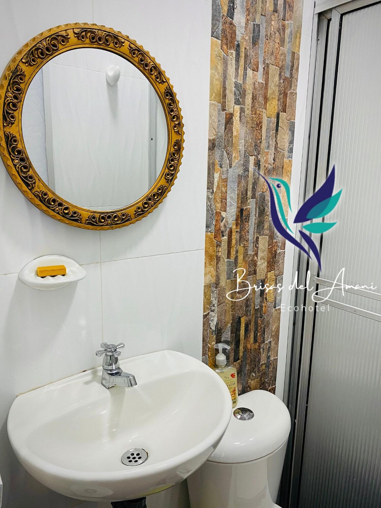 Equipamiento de Habitación EcoHotel Brisas del Amani