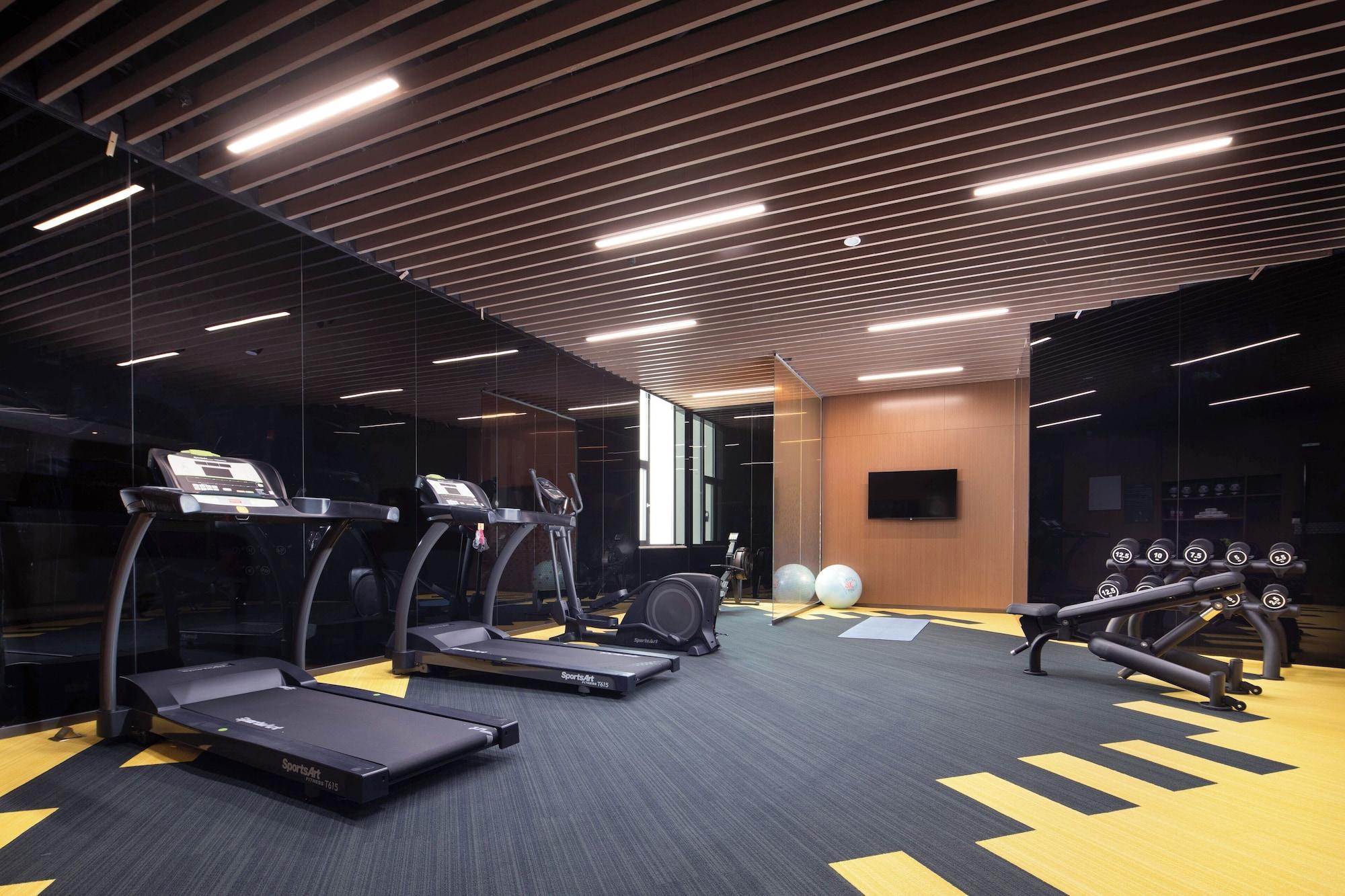 Gimnasio Hampton by Hilton Wuhan Zhongnan