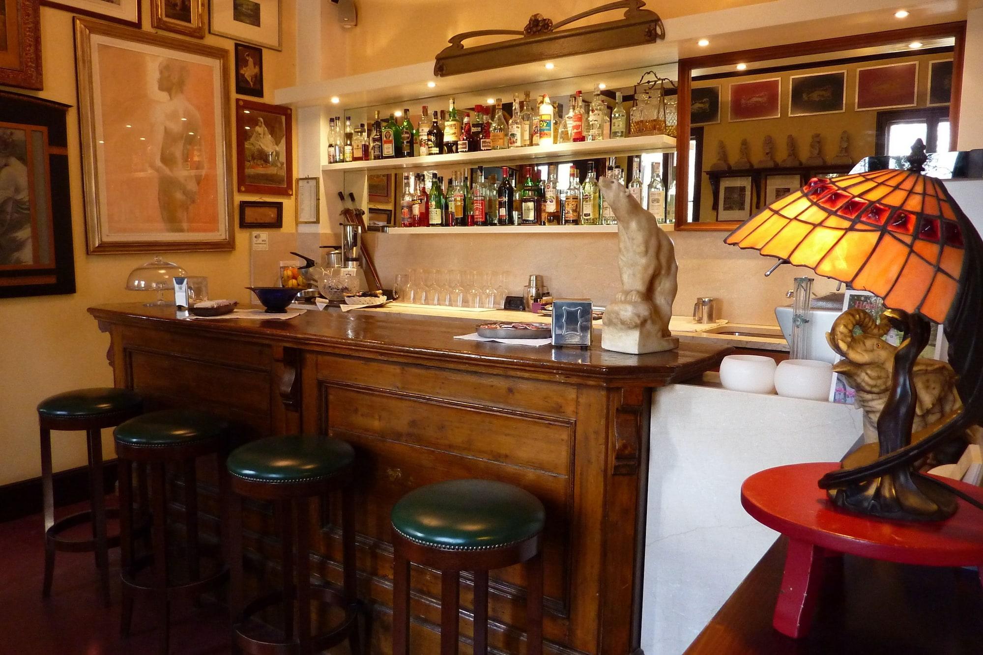 Bar/Salón Villa Alberti Hotel