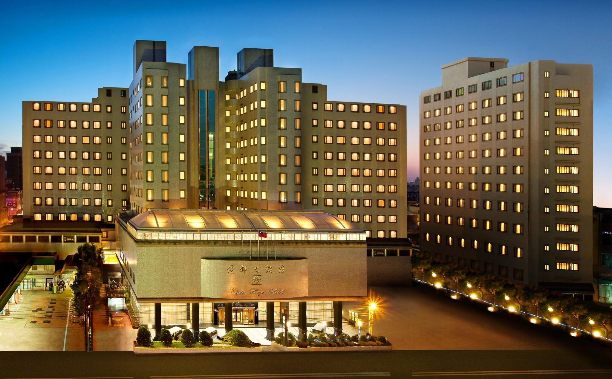 Vista Exterior Chuto Plaza Hotel