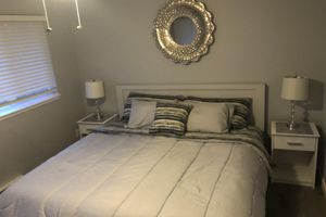 Alquiler Vacacional - Luxury Newly Remodeled 3 Bedroom Duplex Unit