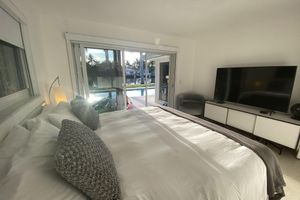 Alquiler Vacacional - WE ONLY LIVE ONCE : Stylish and peaceful Retreat on the water. Amazing views !!!