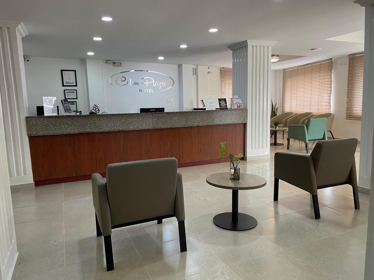 Vista Lobby Colón Plaza Hotel