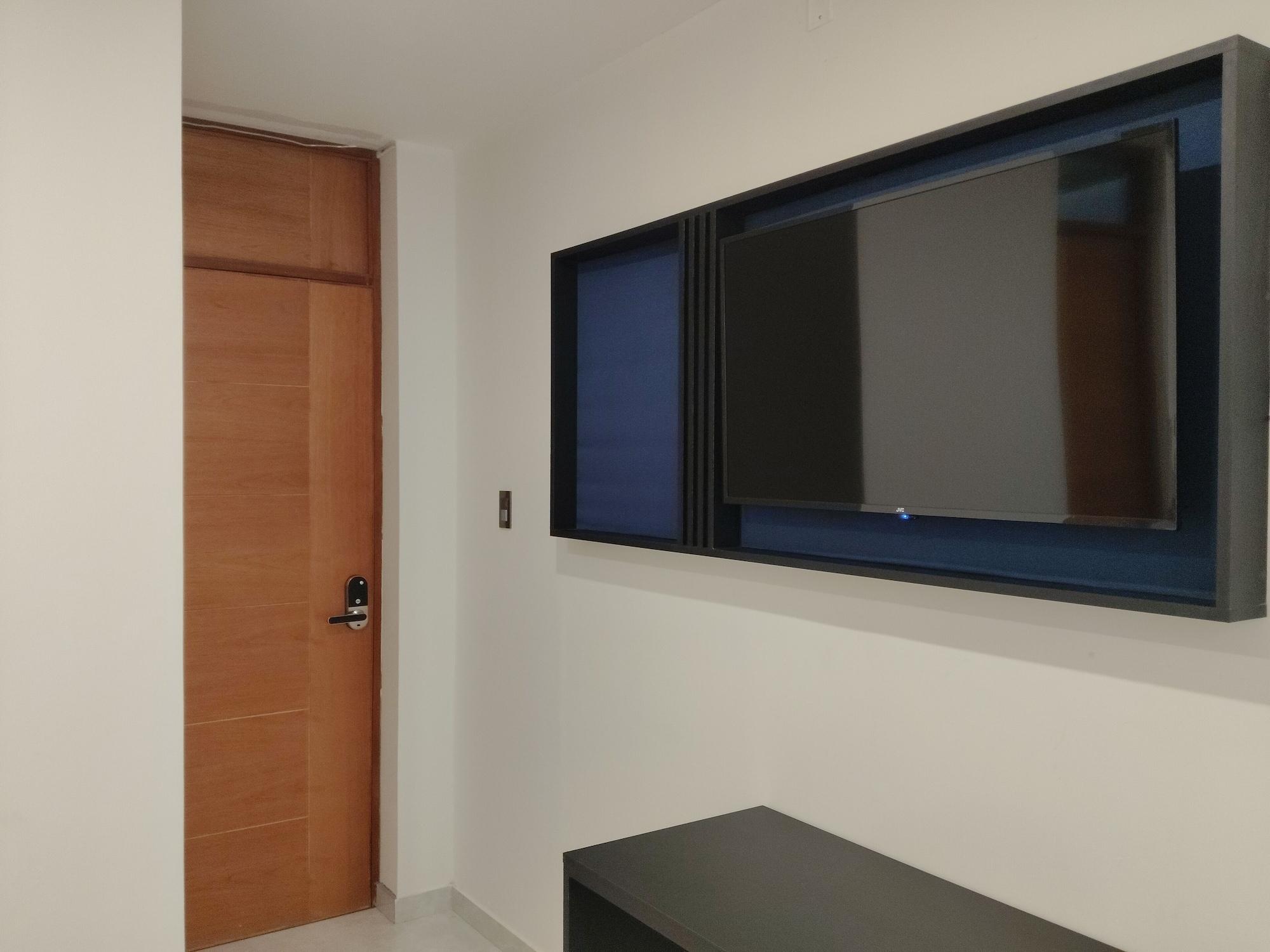 Set de Habitación Luxotel Business Chincha