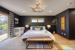 Alquiler Vacacional - Wild Timber Lodge: Golf Sim, Sauna, Bars, 10 acres, close to WI Dells