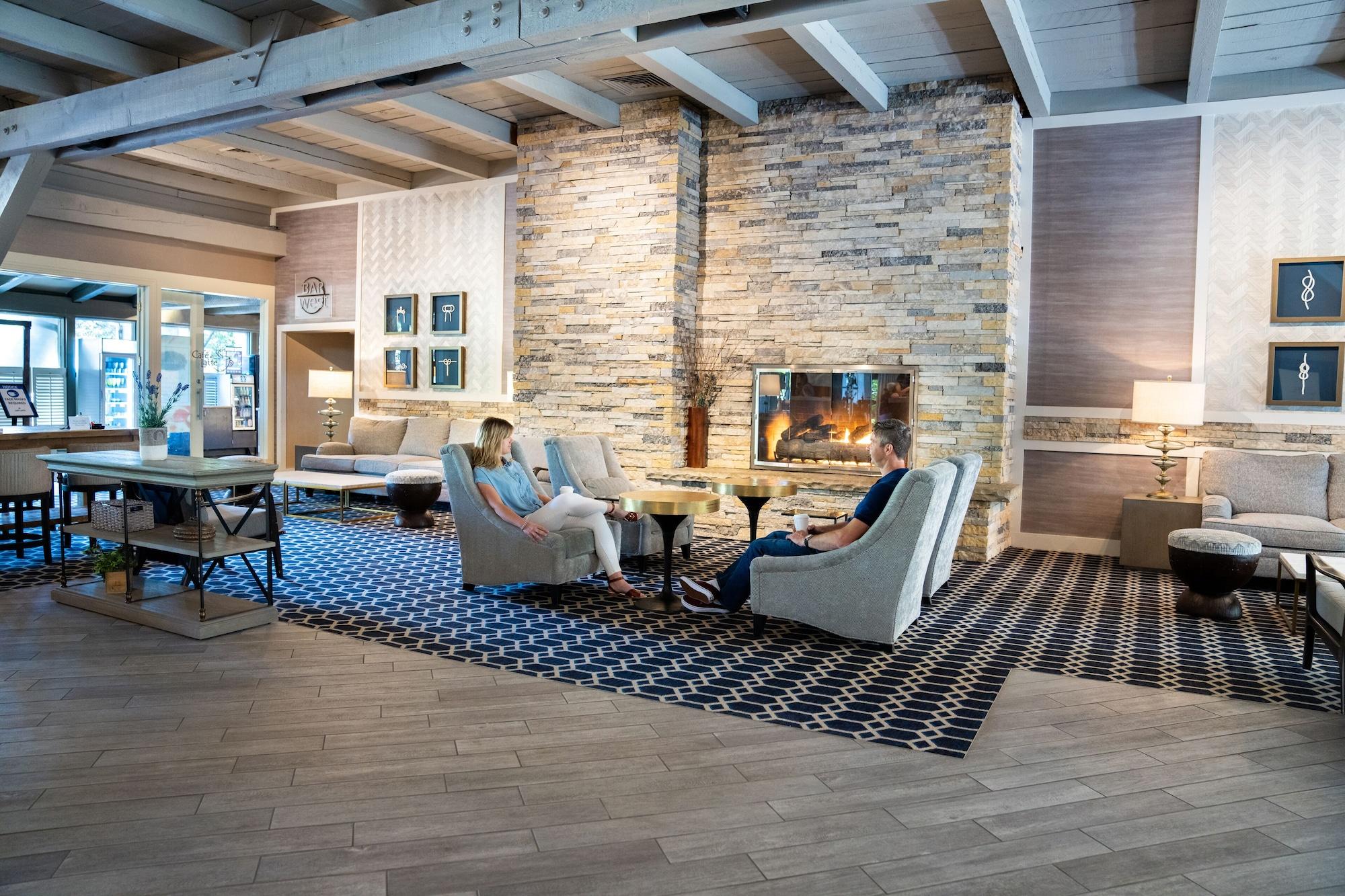 Vista Lobby Abbey Resort and Avani Spa