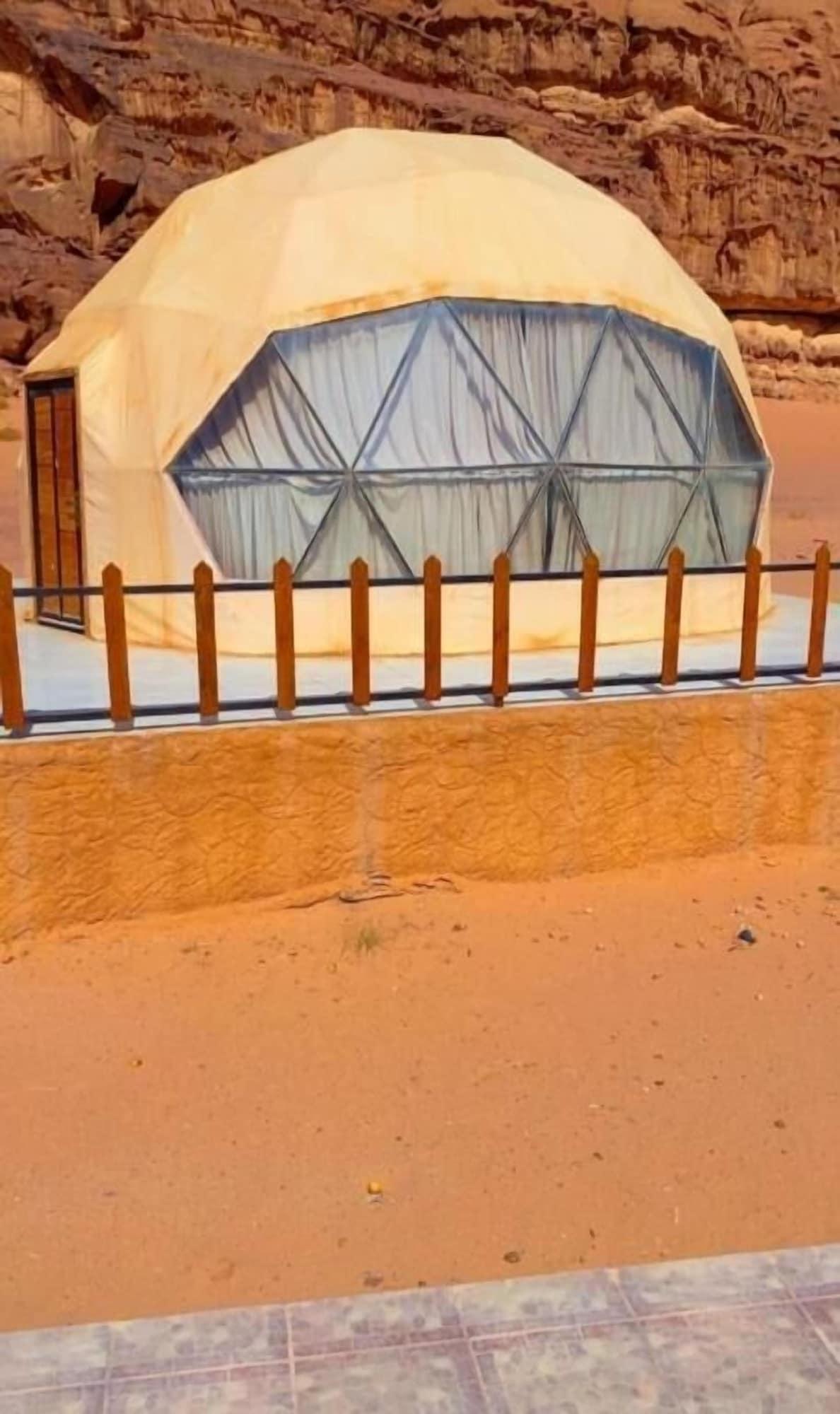 Vista Exterior LAVRA lUXURY CAMP