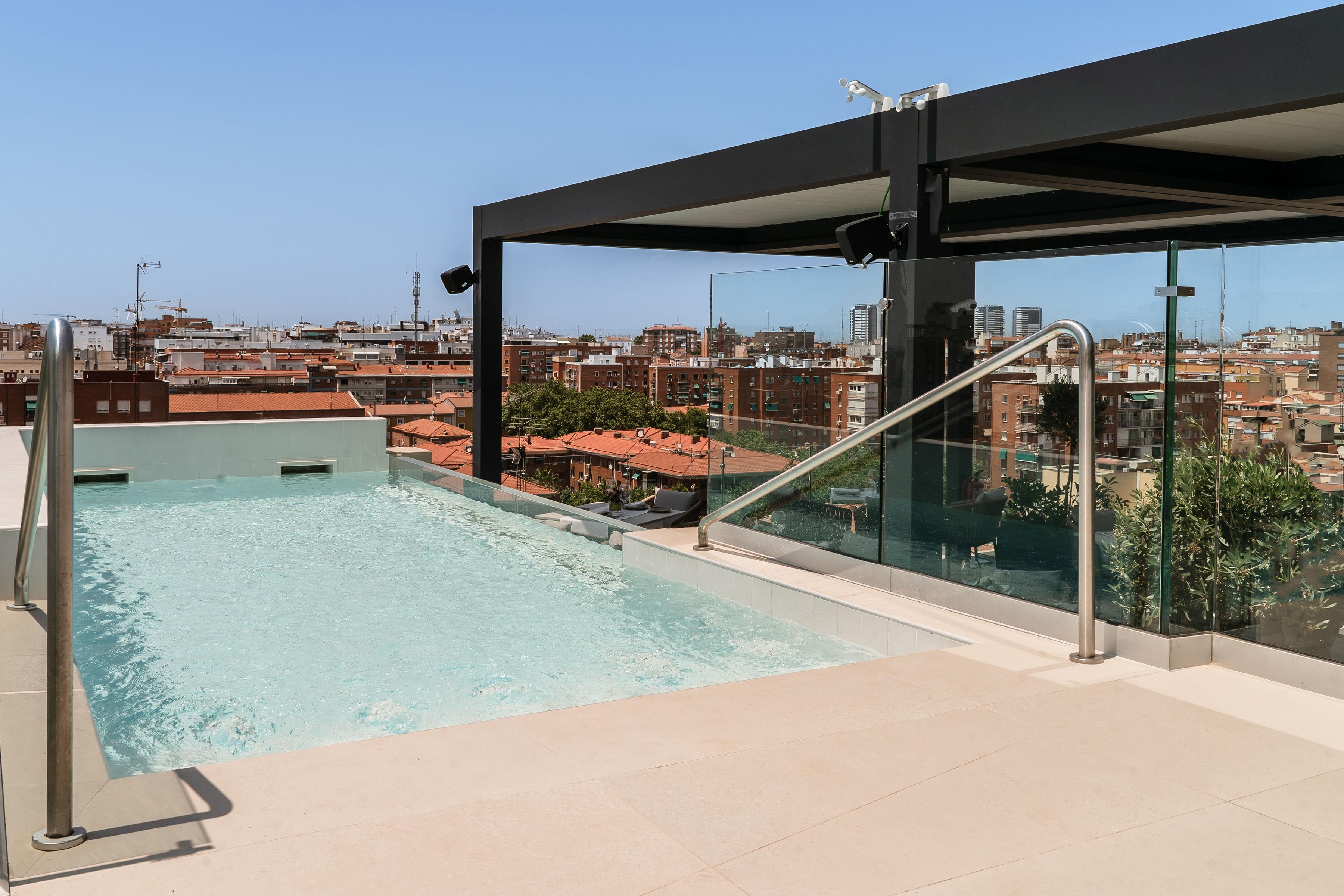 Vista Piscina H10 Tribeca