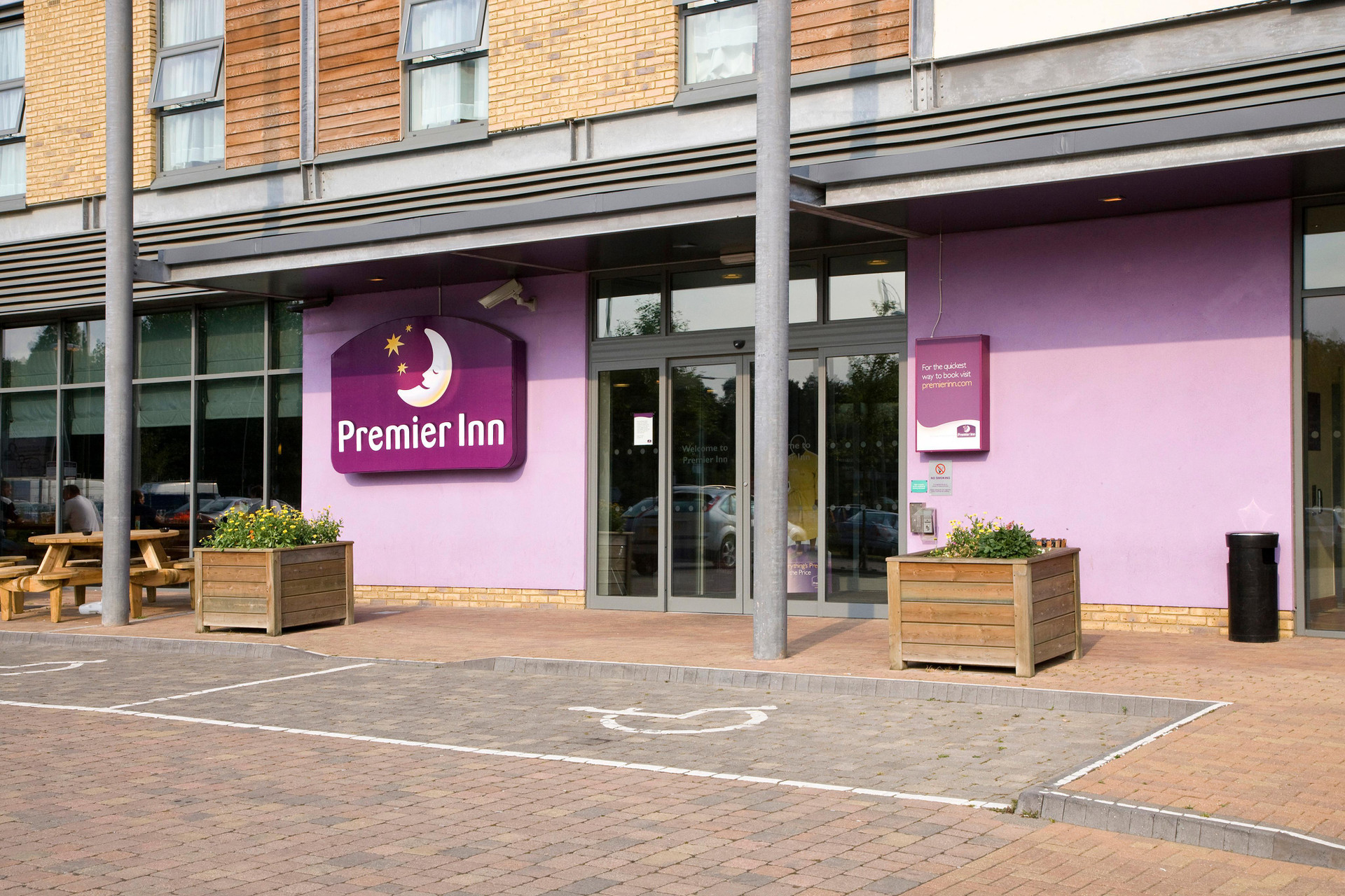 Varios Premier Inn Watford - Croxley Green