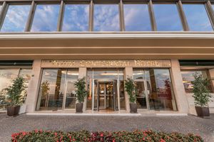 Alojamiento - Royal Continental Hotel Naples