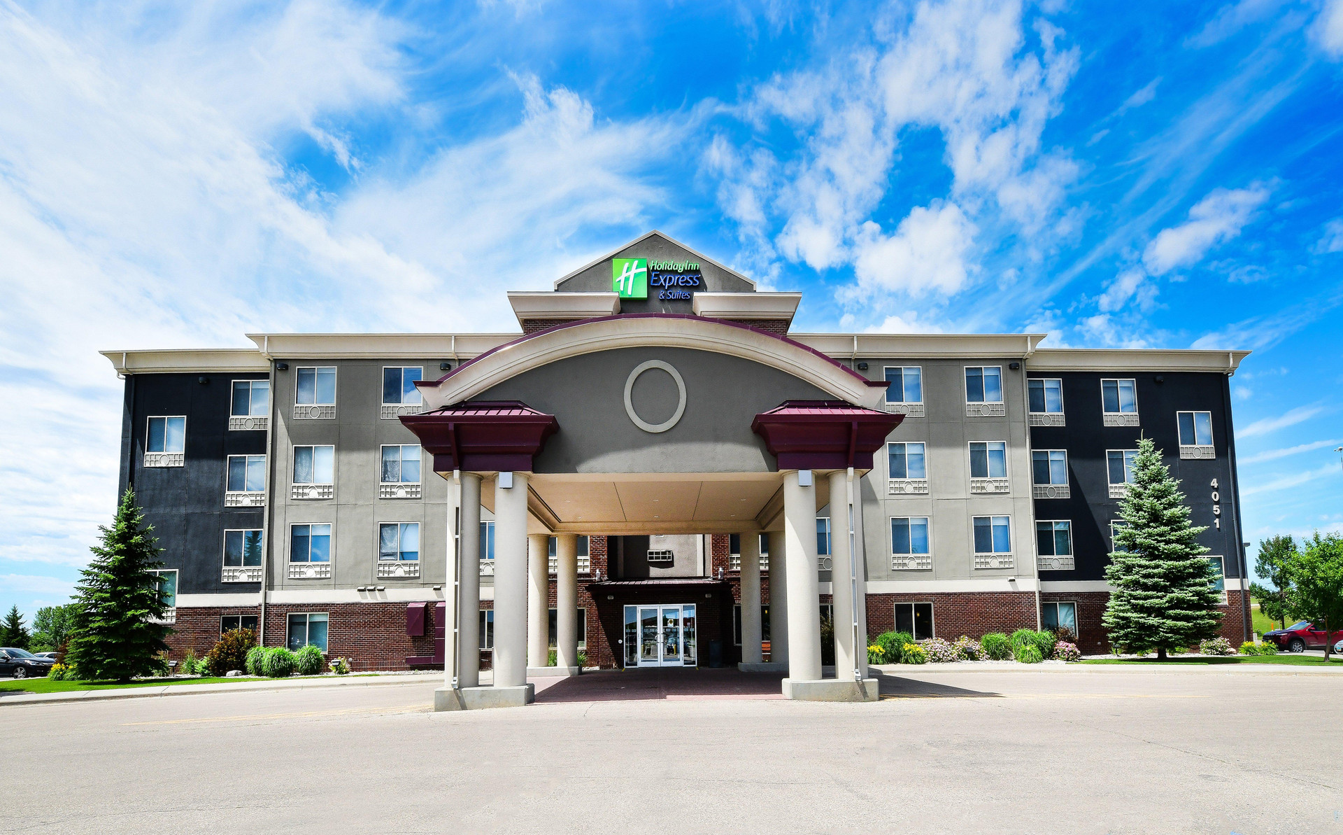 Vista Exterior Holiday Inn Express Hotel & Suites Grand Forks by IHG