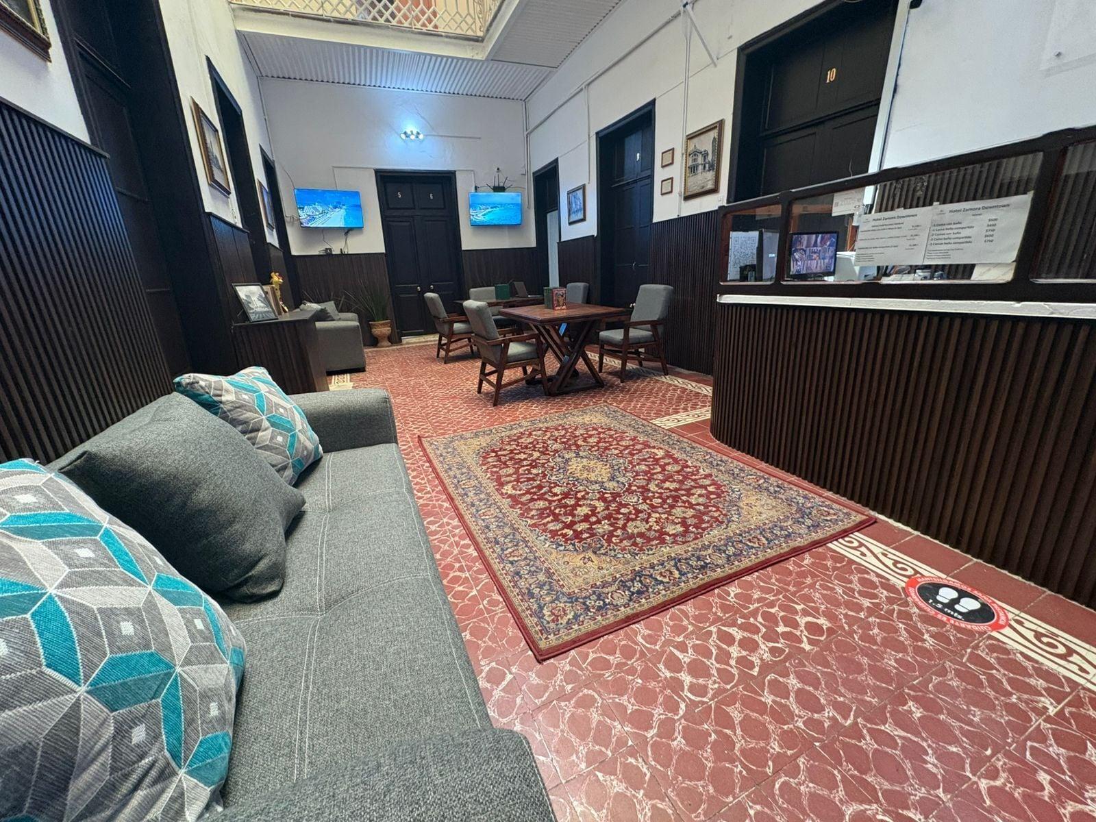 Vista Lobby Hotel Zamora Downtown CDMX